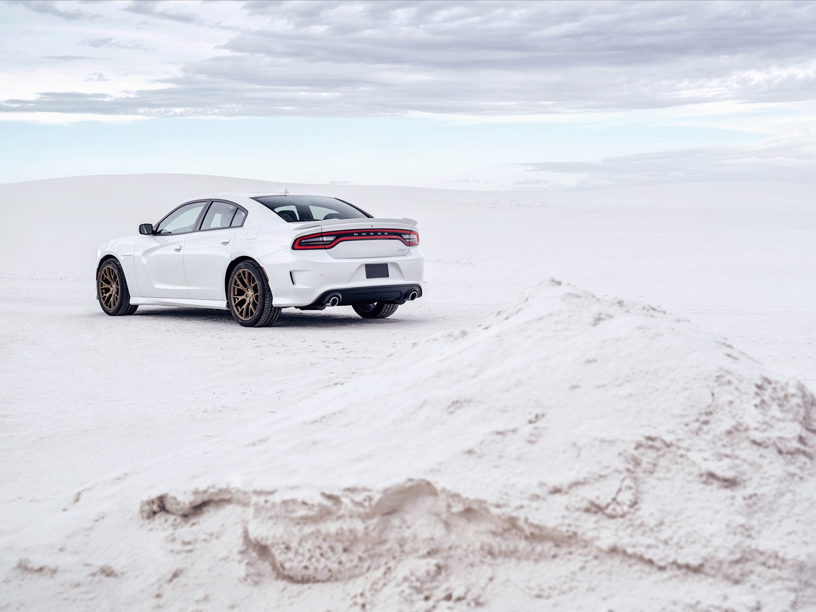 Dodge Charger SRT Hellcat 2015