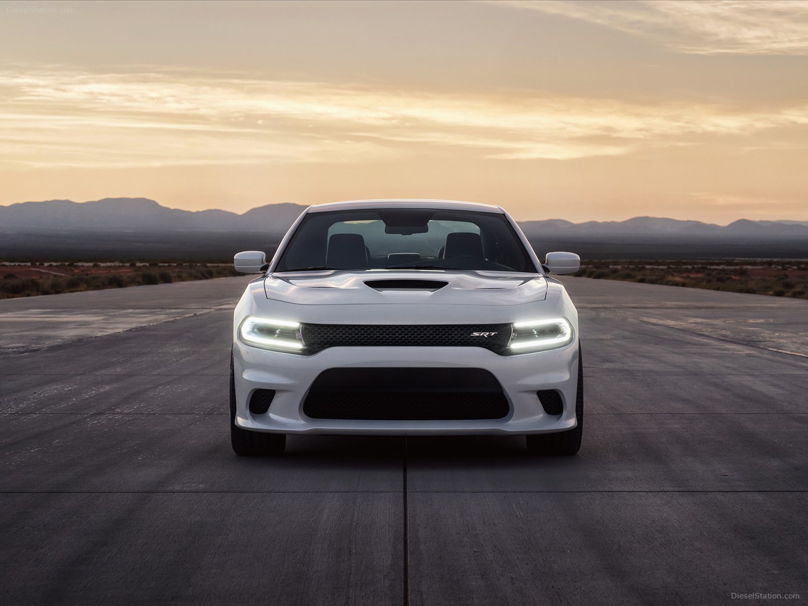 Dodge Charger SRT Hellcat 2015