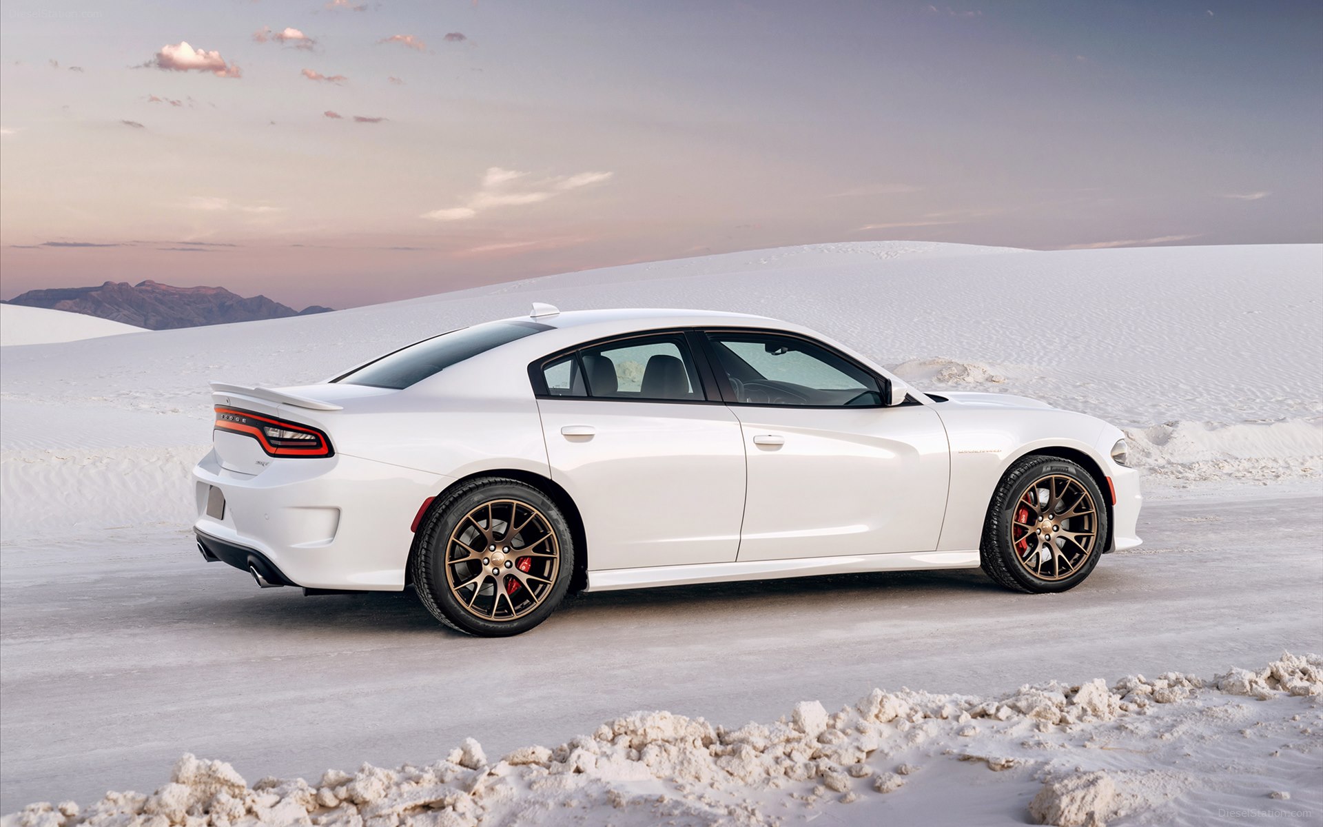Dodge Charger SRT Hellcat 2015