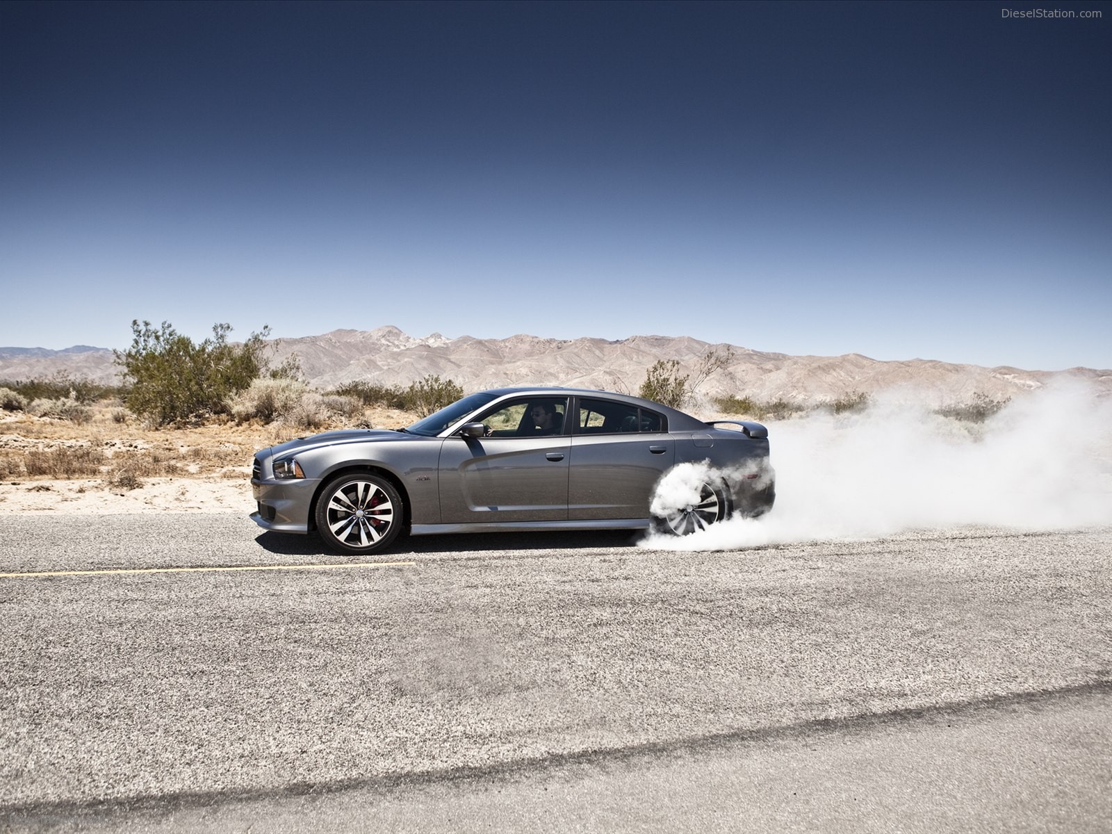 Dodge Charger SRT8 2012