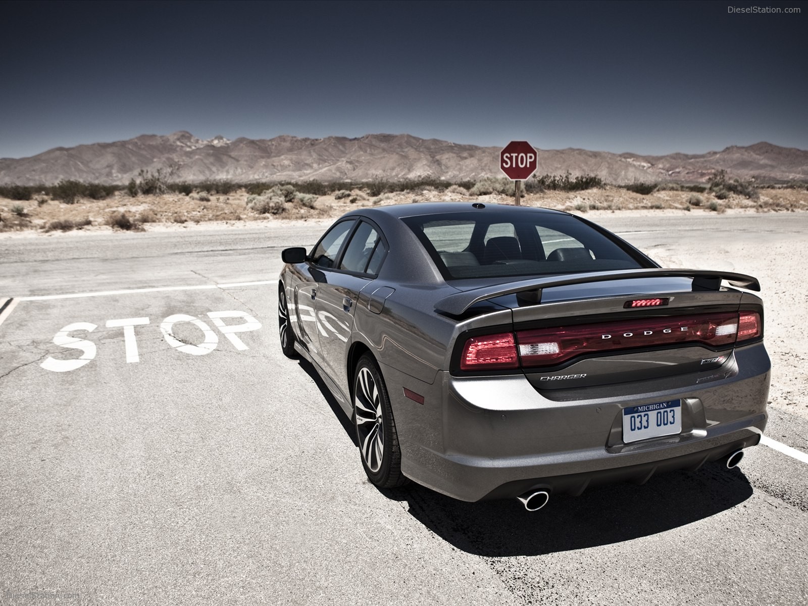 Dodge Charger SRT8 2012
