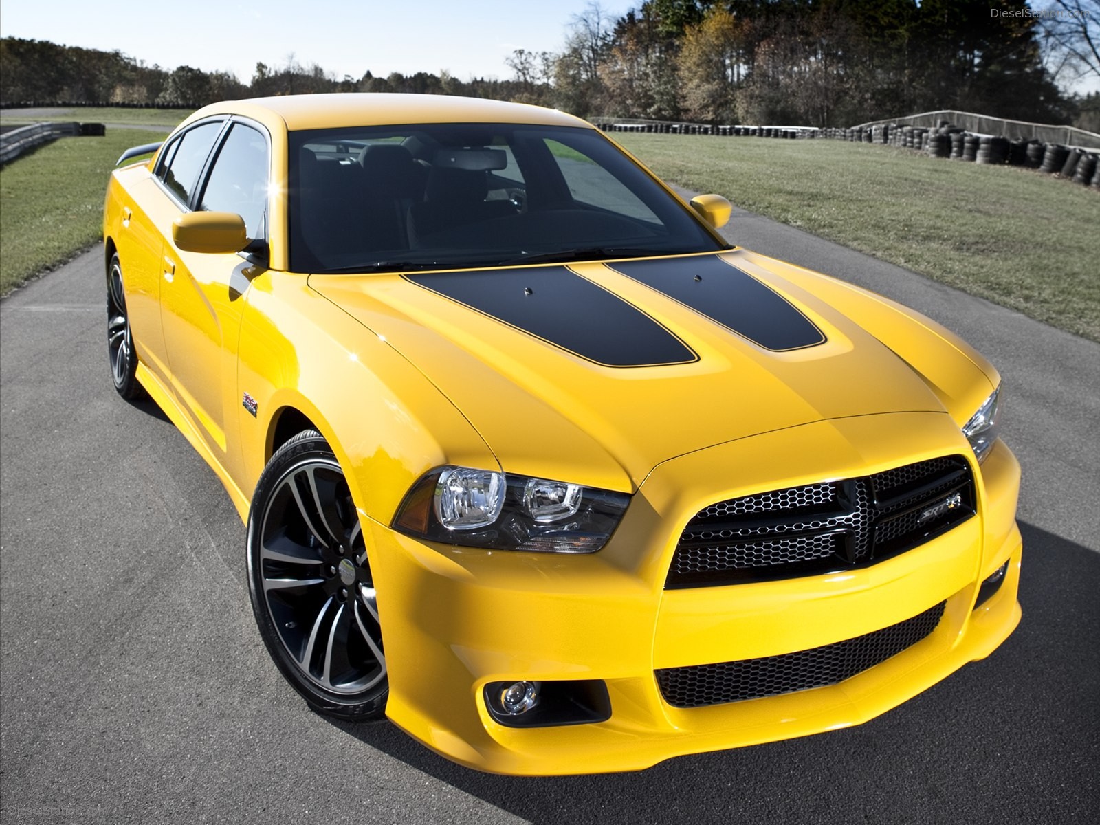 Dodge Charger SRT8 Super Bee 2012