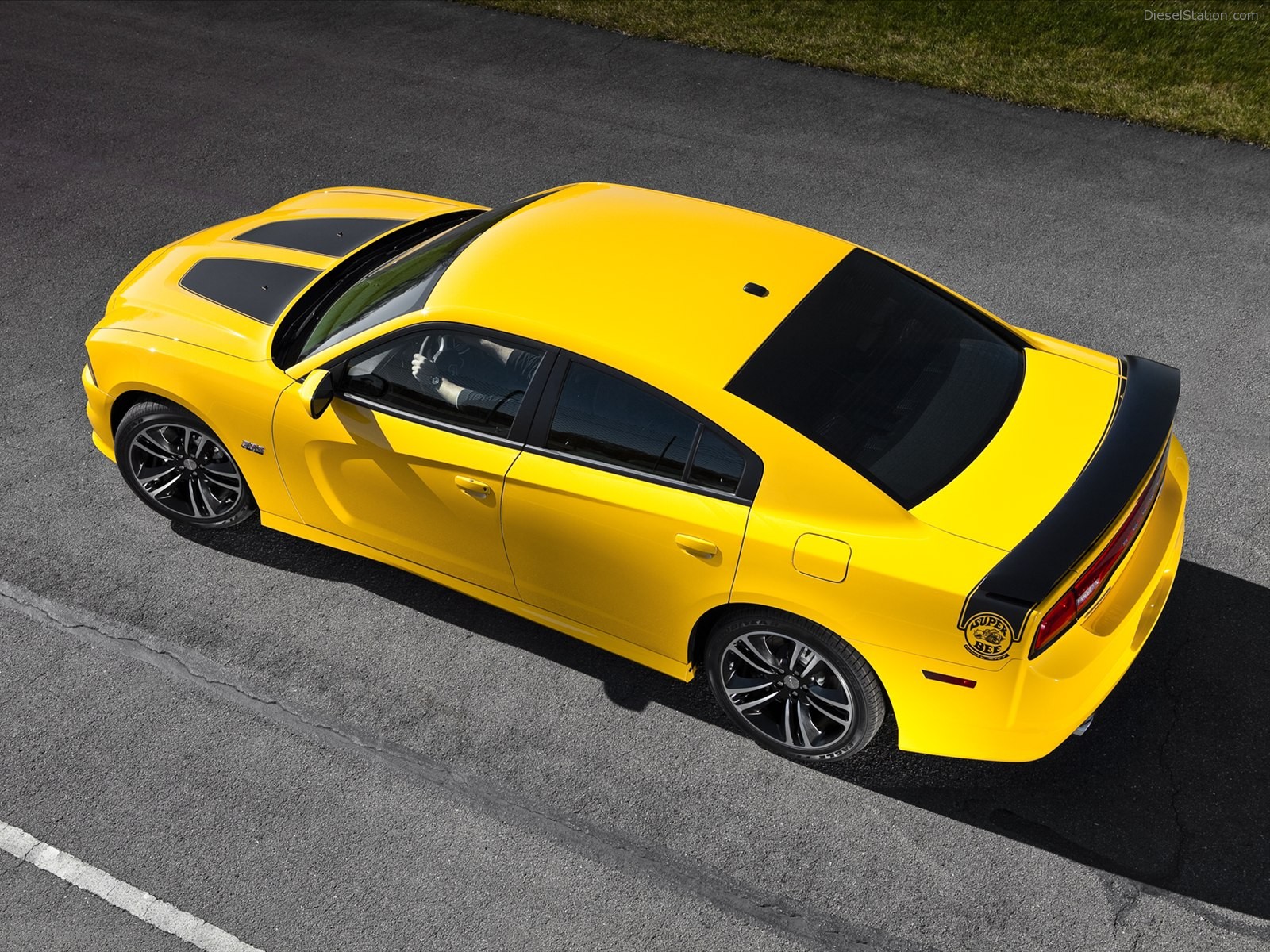 Dodge Charger SRT8 Super Bee 2012