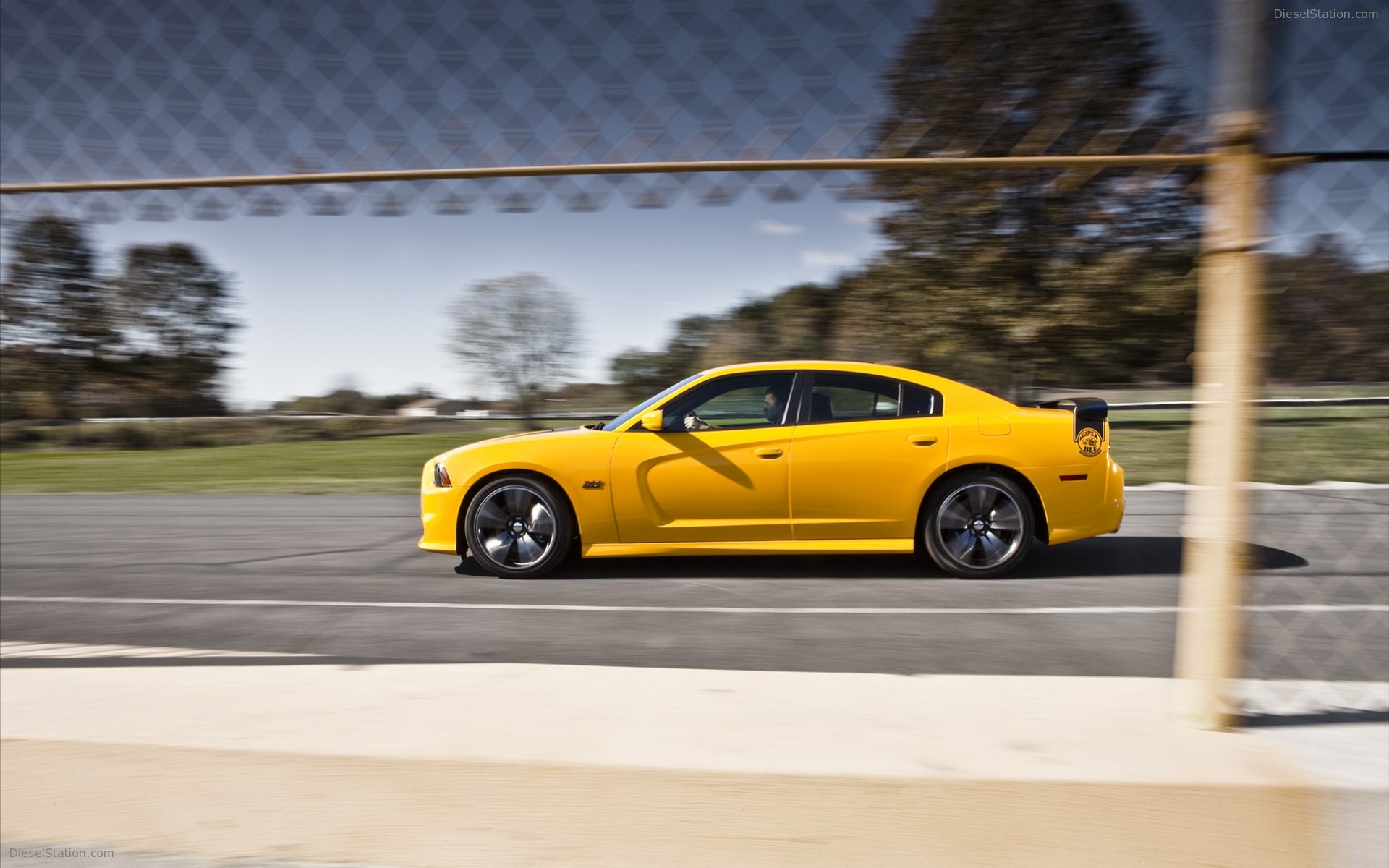 Dodge Charger SRT8 Super Bee 2012