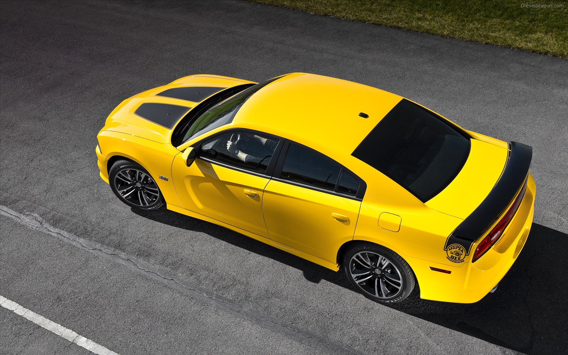 Dodge Charger SRT8 Super Bee 2012