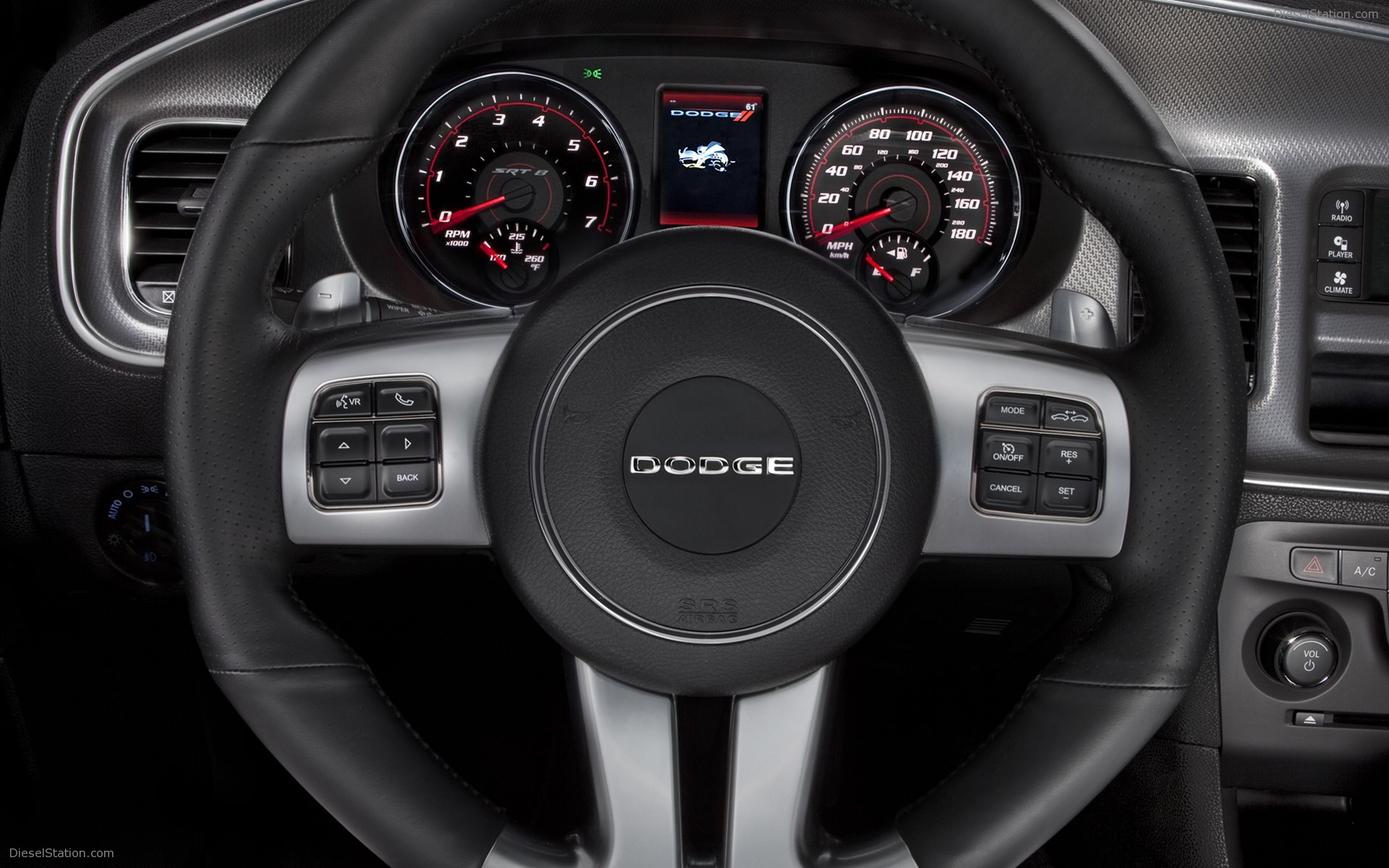 Dodge Charger SRT8 Super Bee 2012