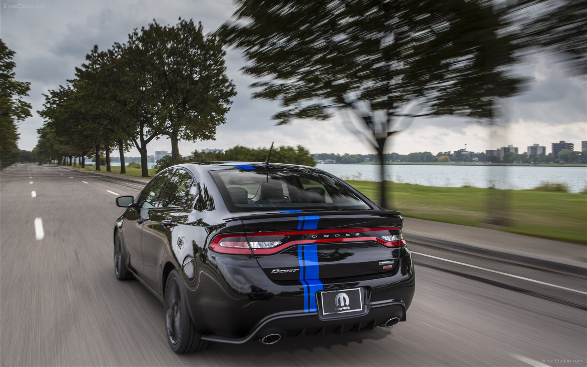 Dodge Dart Mopar 2013