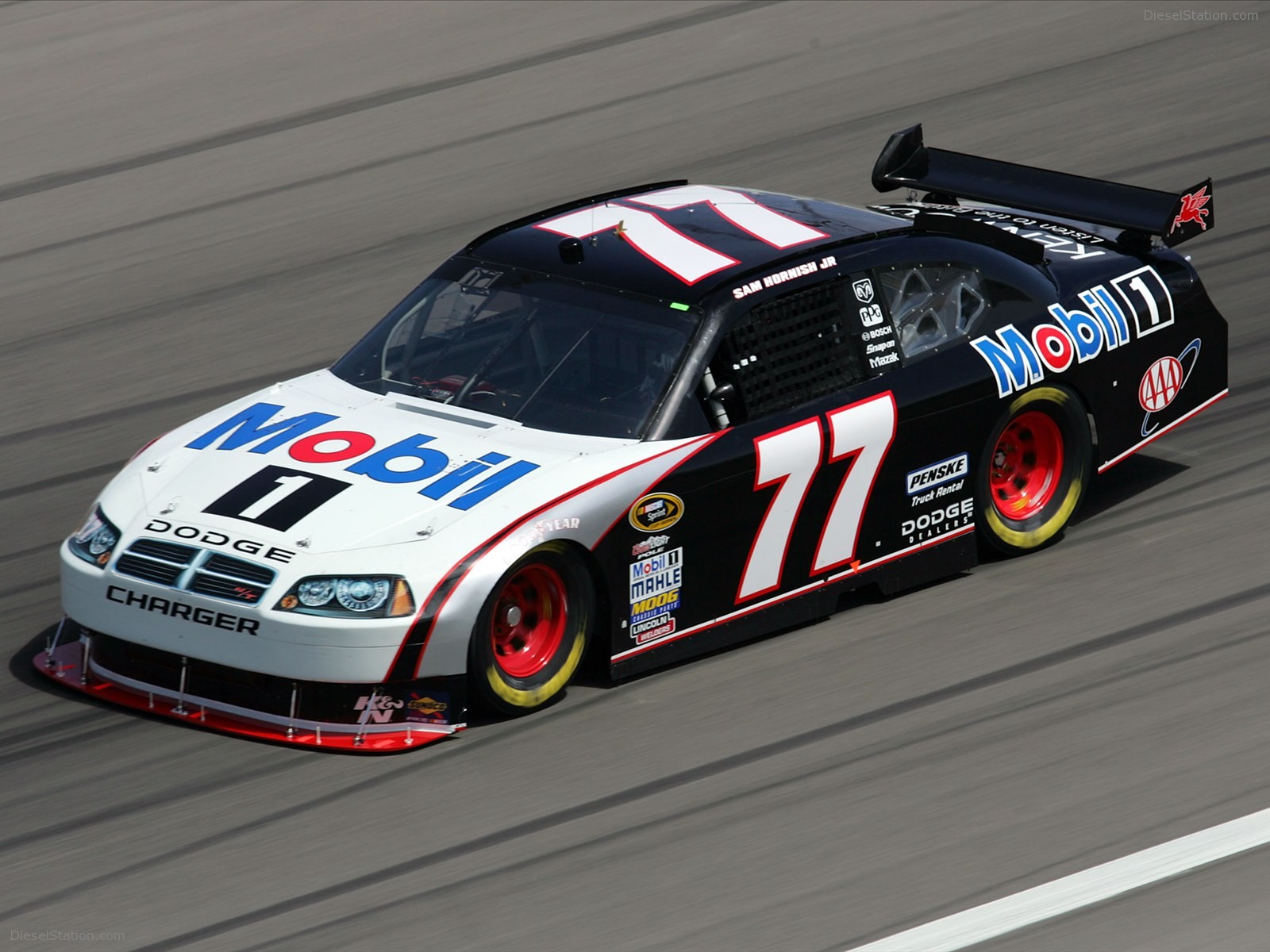 Dodge NNS  Challenger RT 392 2011