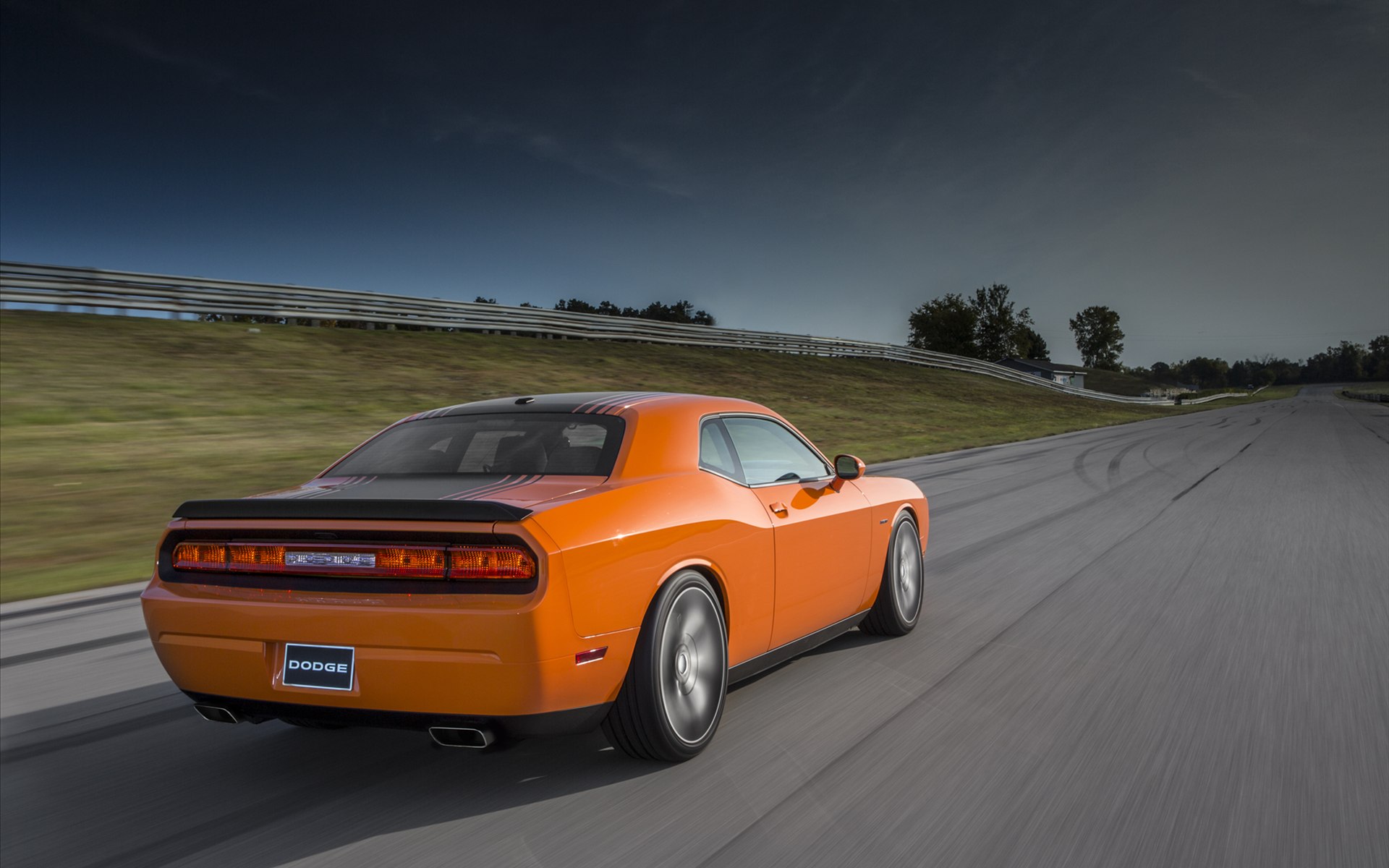 Dodge Challenger RT Shaker 2014