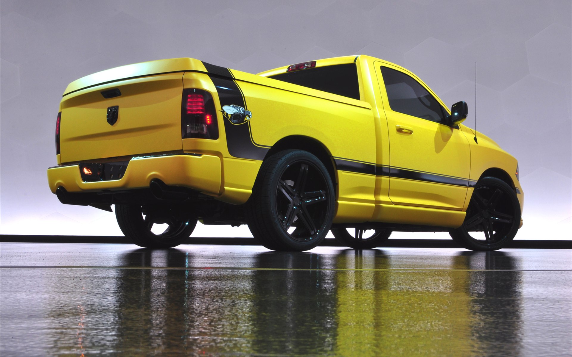 Dodge Ram 1500 Rumble Bee Concept 2013