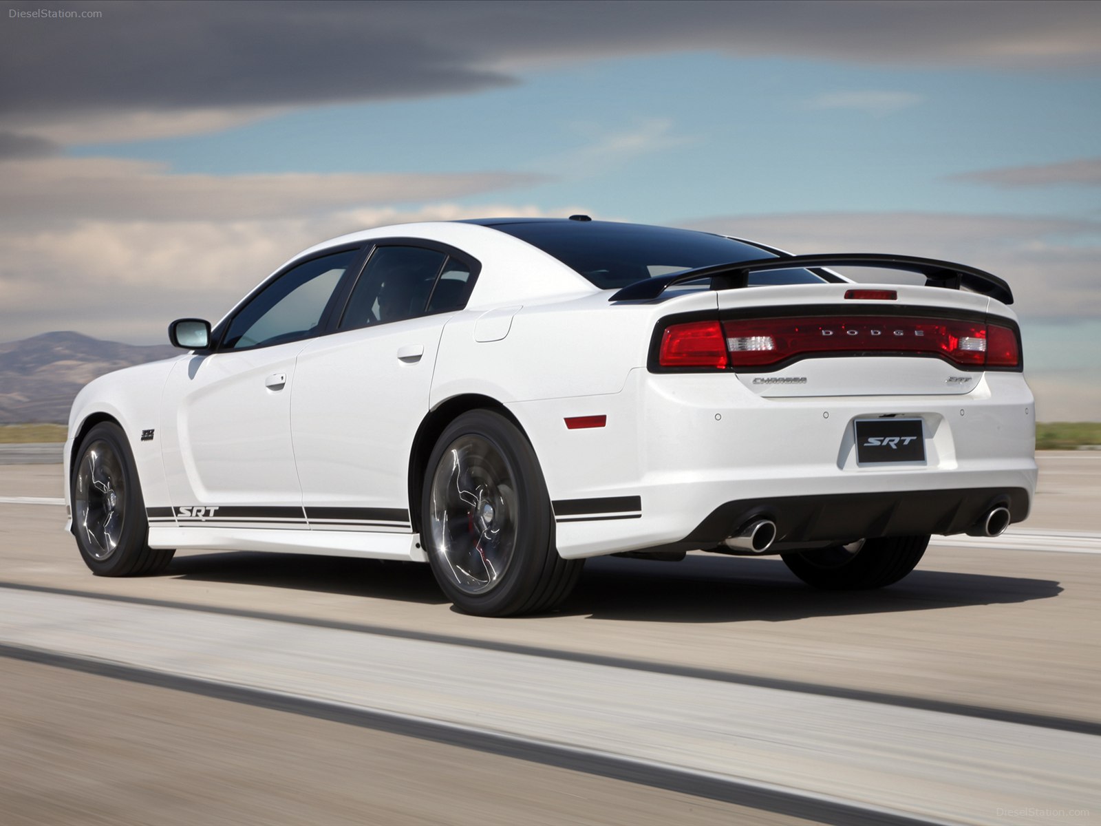 Dodge Charger SRT8 392 2013