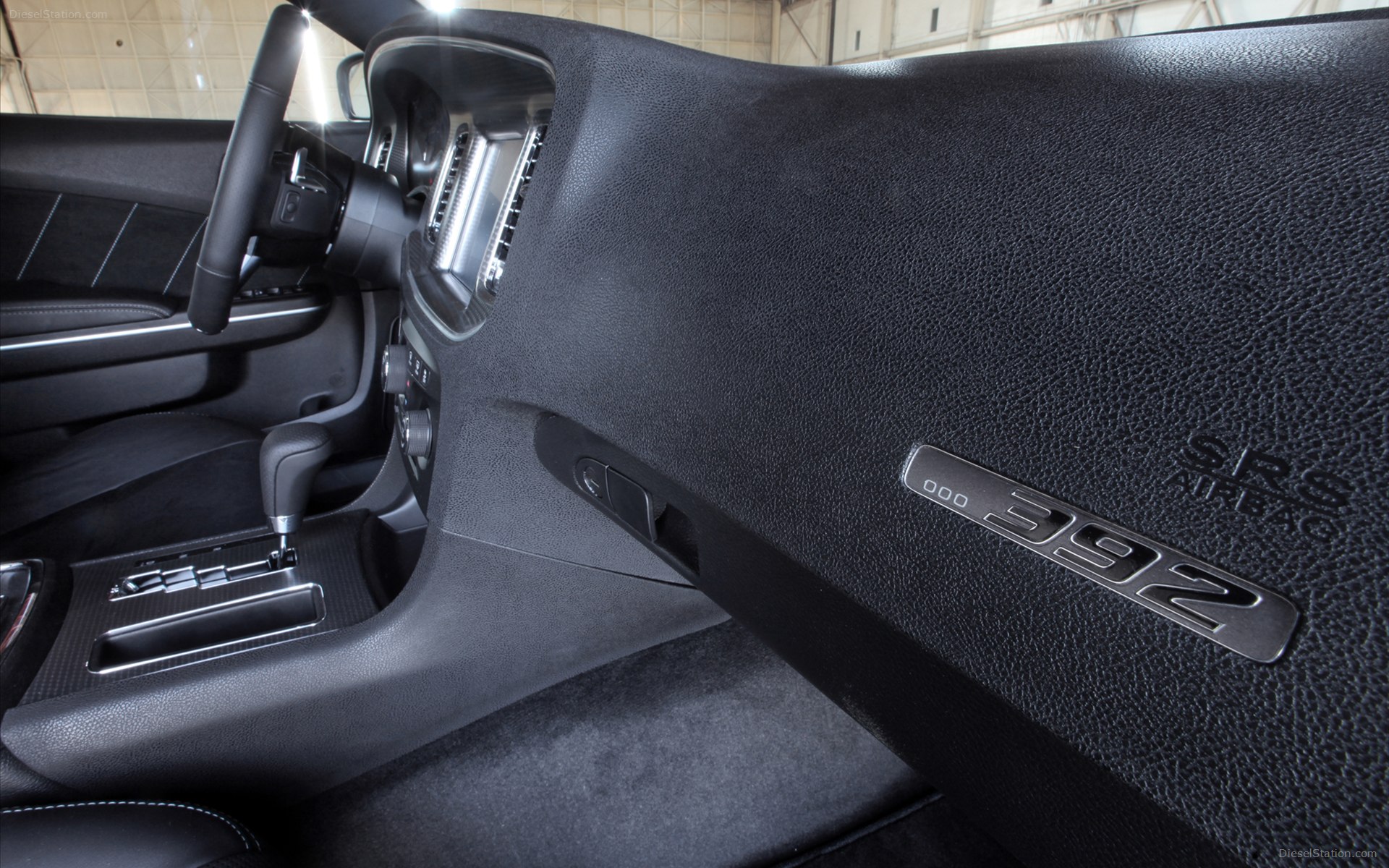 Dodge Charger SRT8 392 2013
