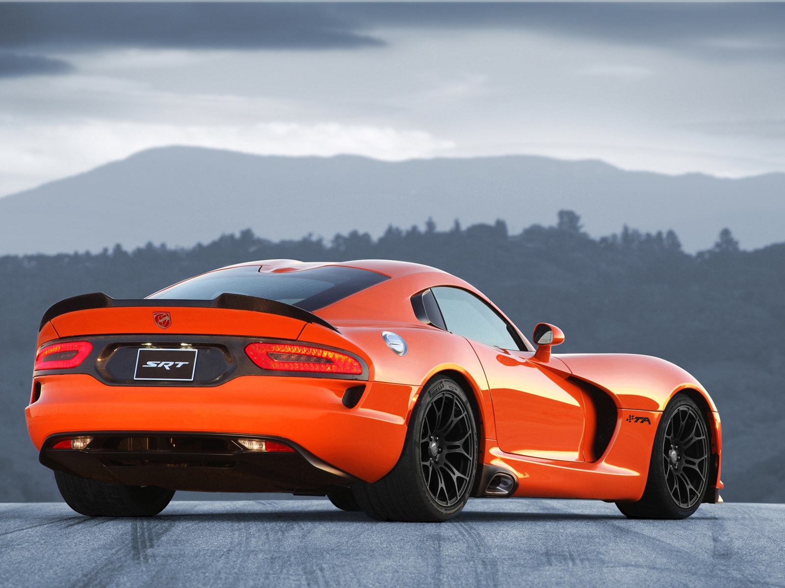 SRT Viper TA 2014