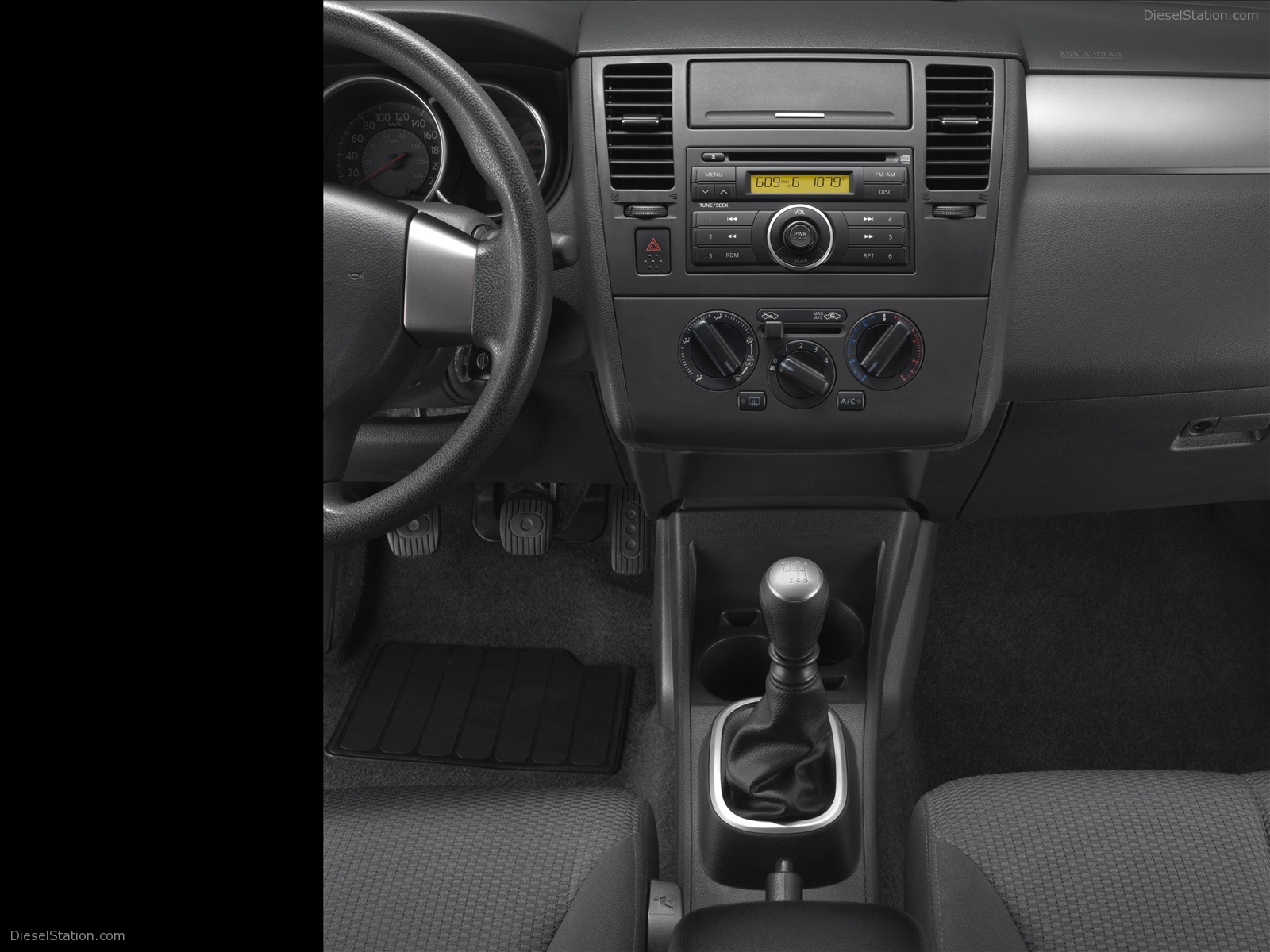 Dodge Trazo C1.8