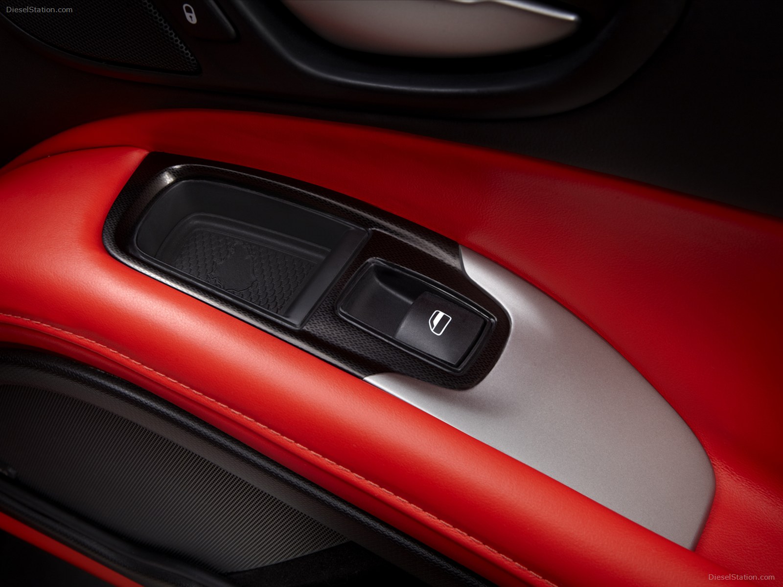 SRT Viper GTS R 2013