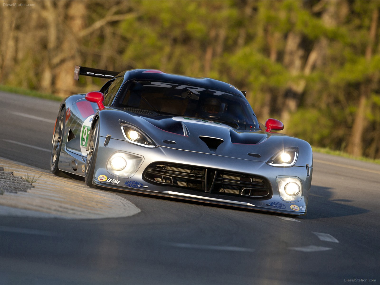 SRT Viper GTS R 2013