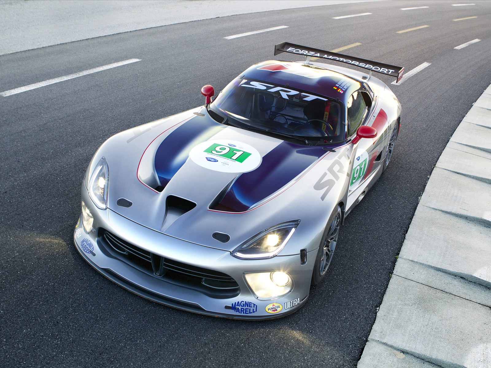 SRT Viper GTS R 2013
