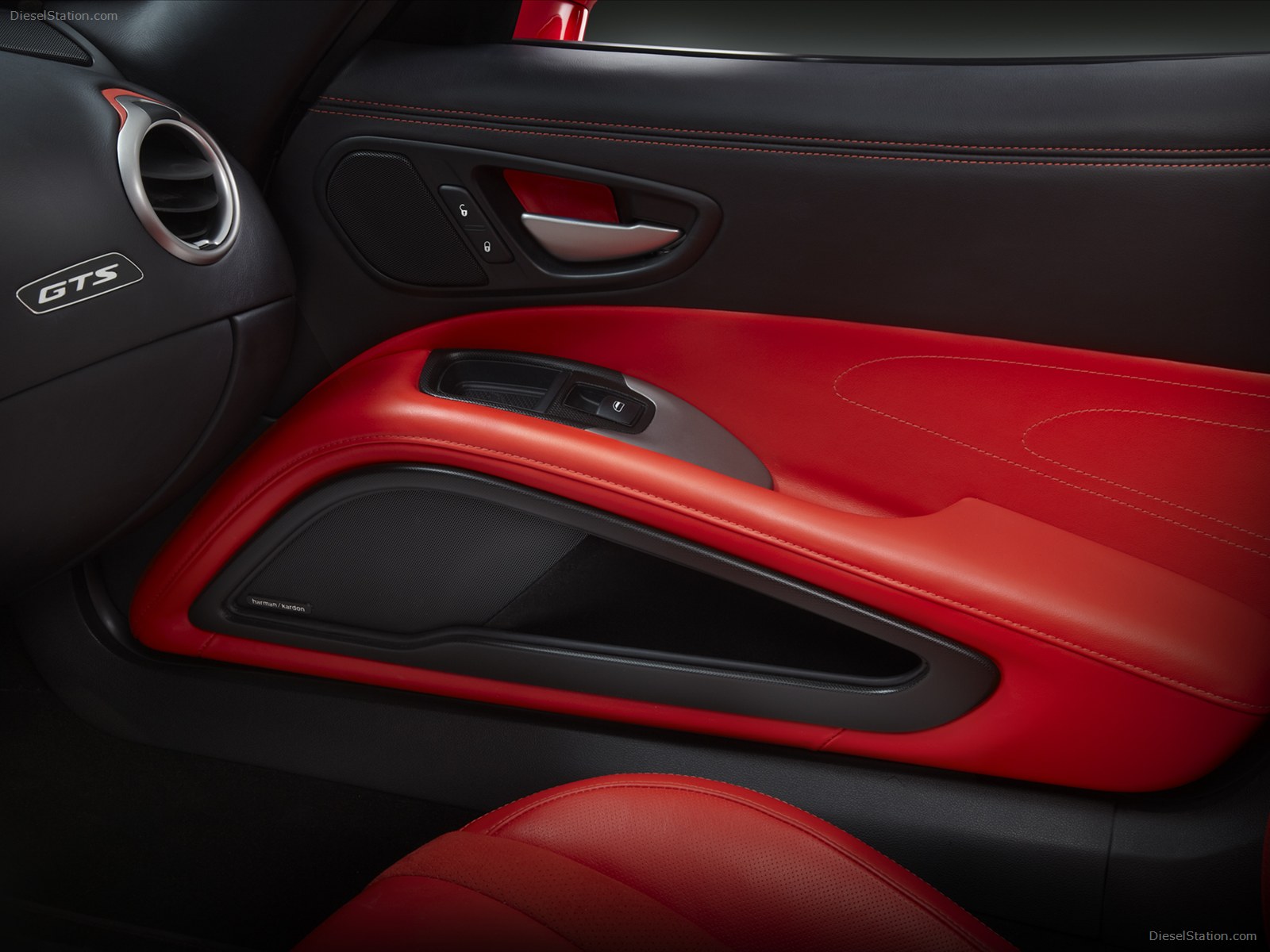 SRT Viper GTS R 2013