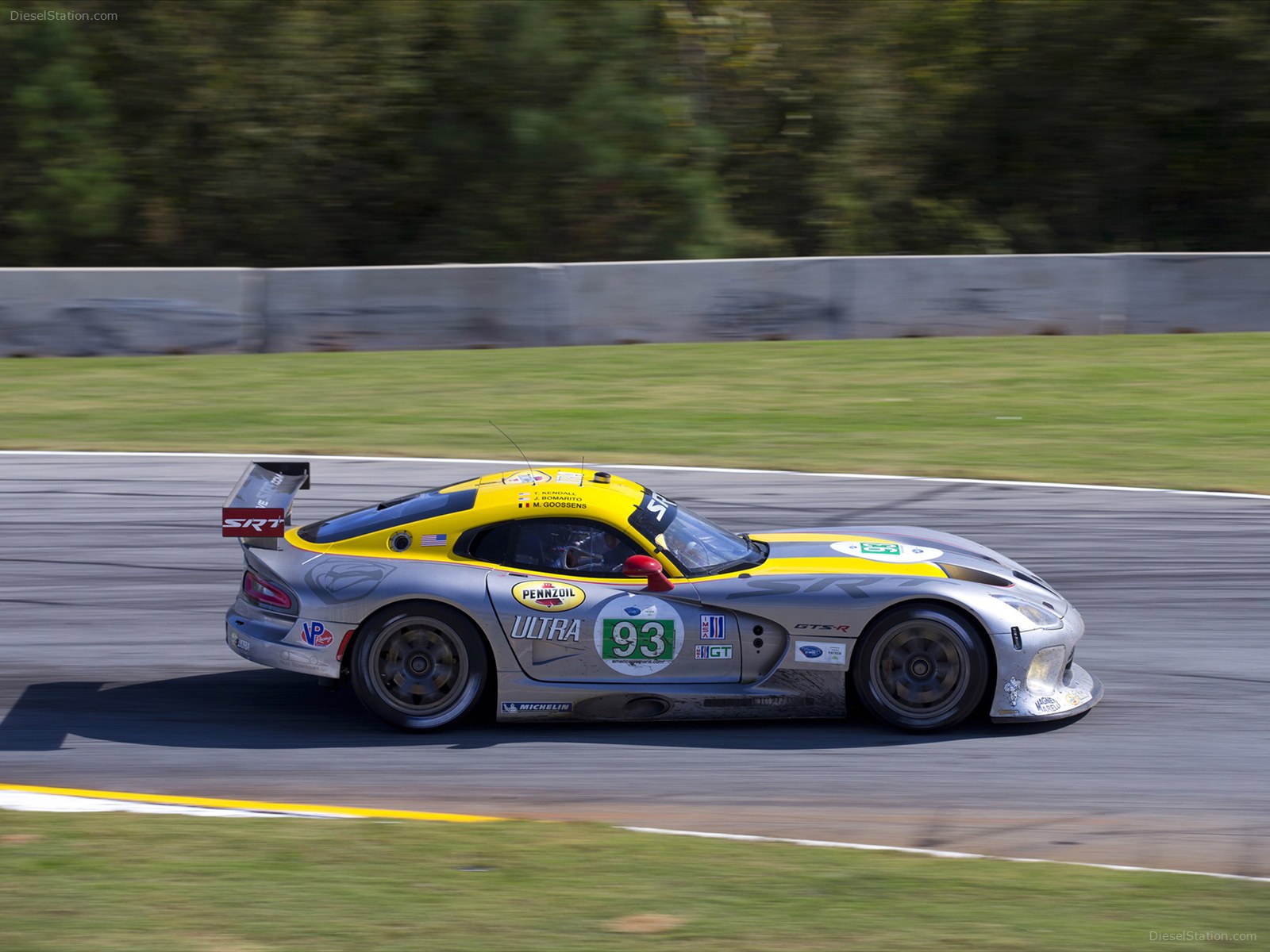 SRT Viper GTS R 2013