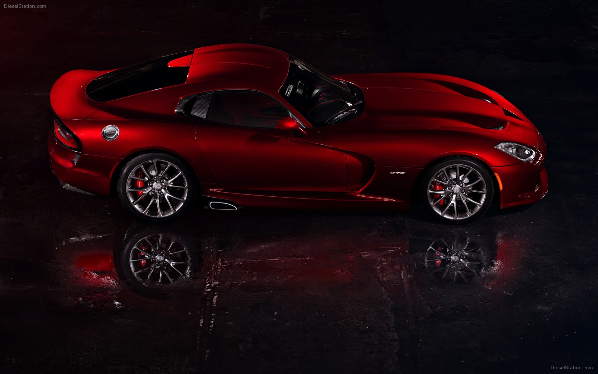 SRT Viper GTS R 2013