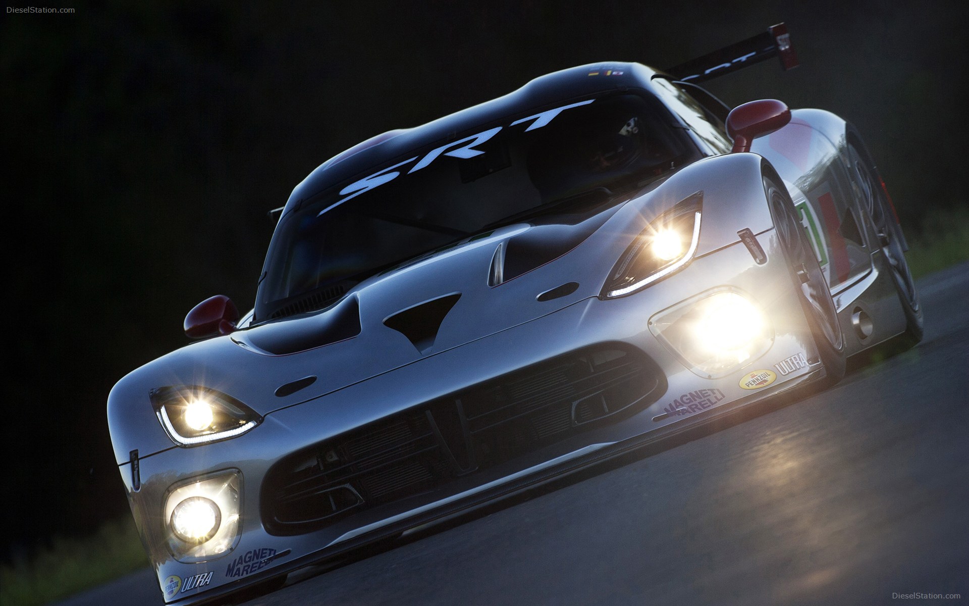 SRT Viper GTS R 2013