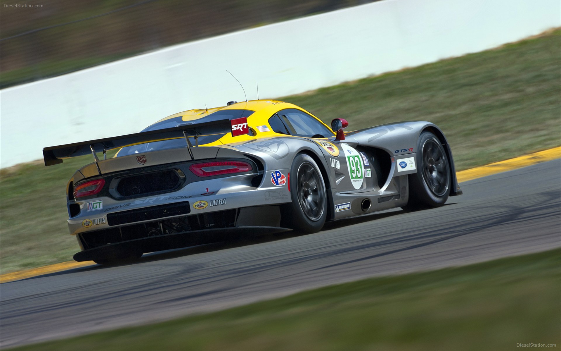 SRT Viper GTS R 2013