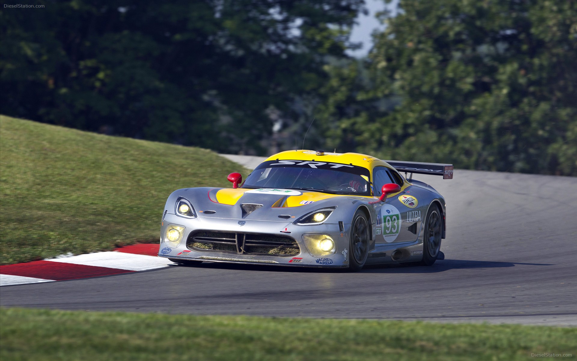 SRT Viper GTS R 2013