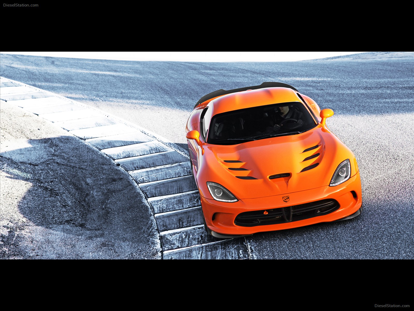 Dodge SRT Viper TA 2014