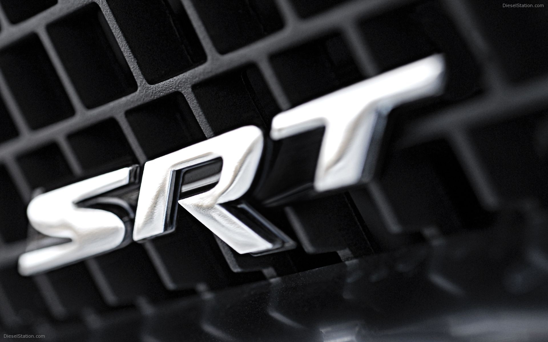 Dodge Challenger SRT8 (2008) More Pictures