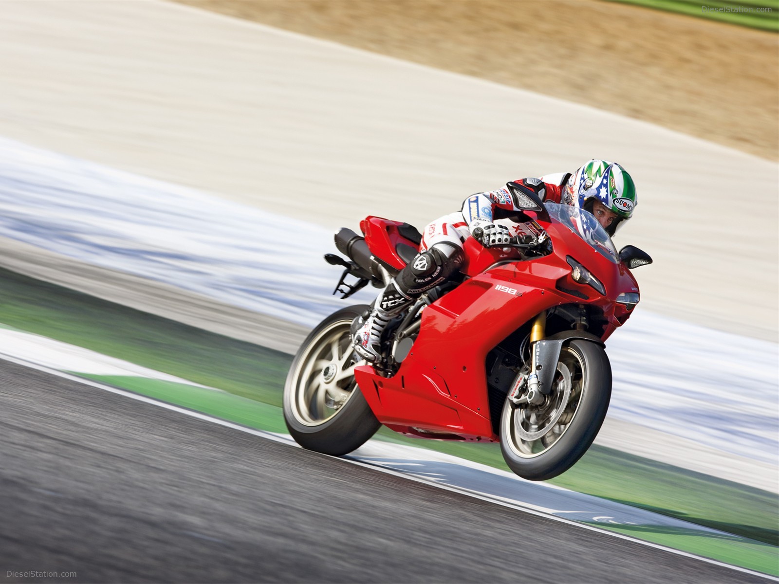 2009 Ducati 1198