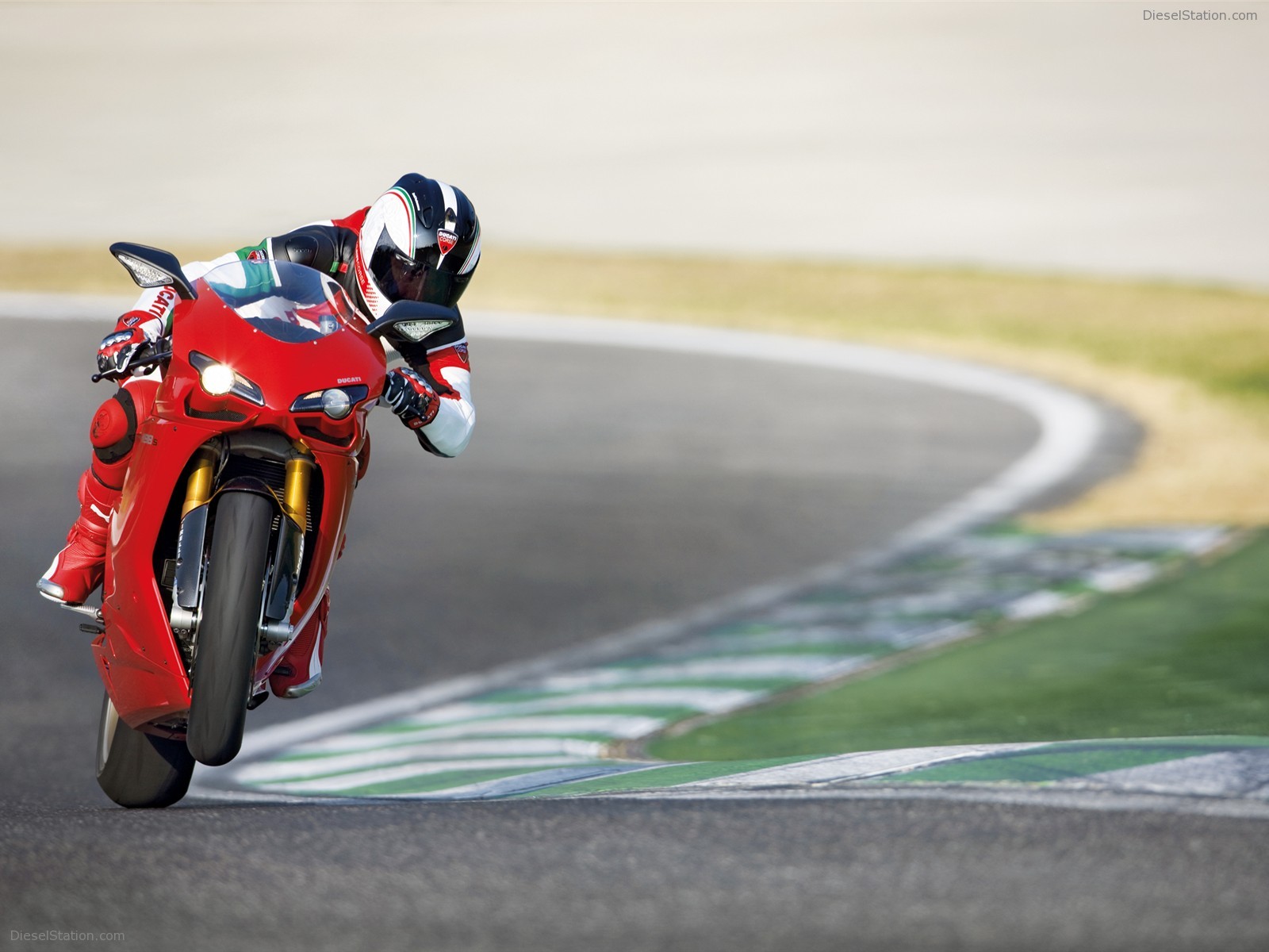 2009 Ducati 1198