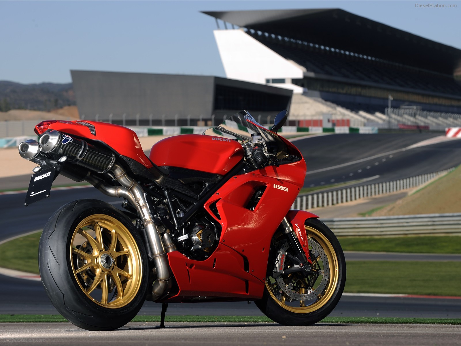 2009 Ducati 1198