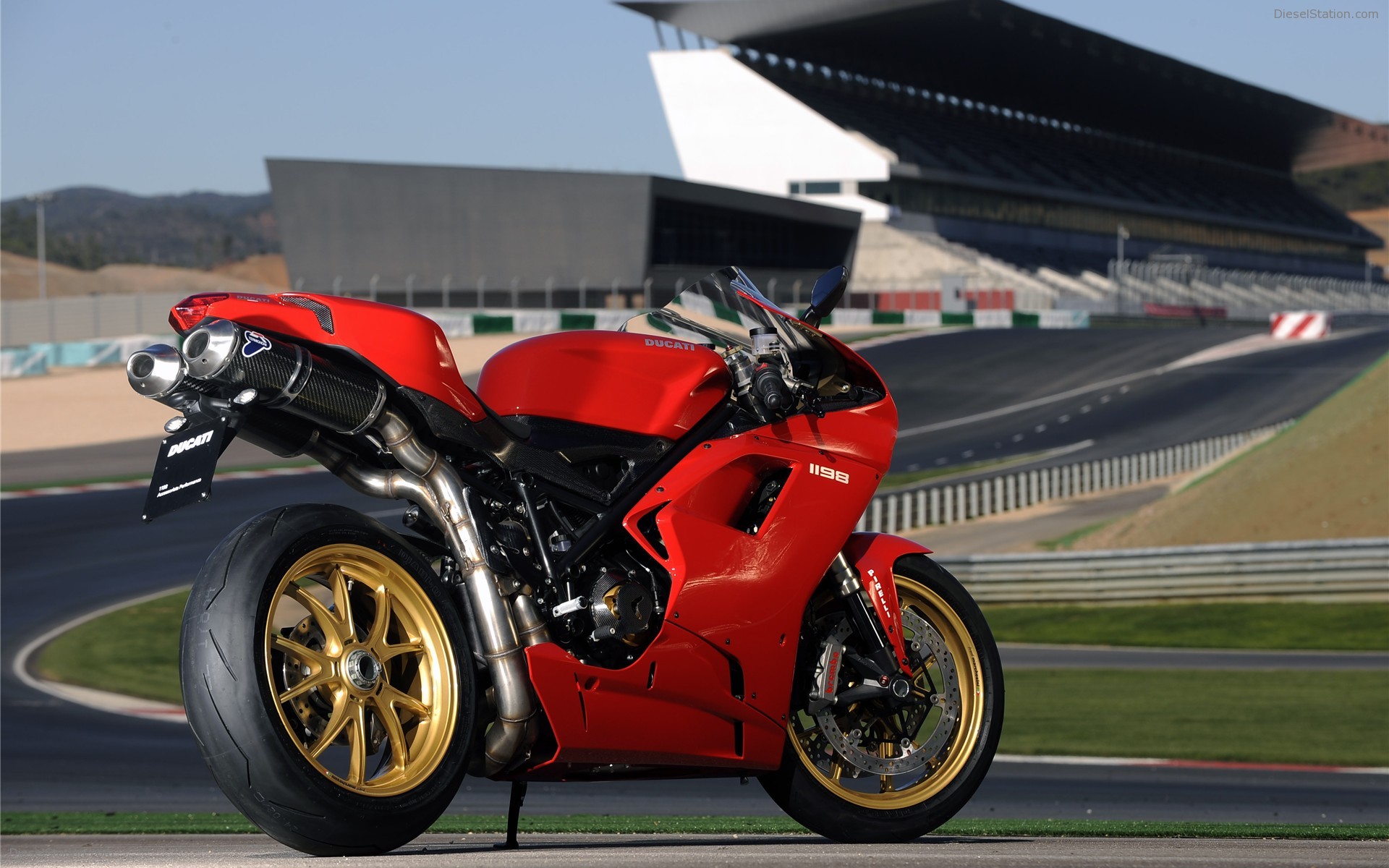2009 Ducati 1198