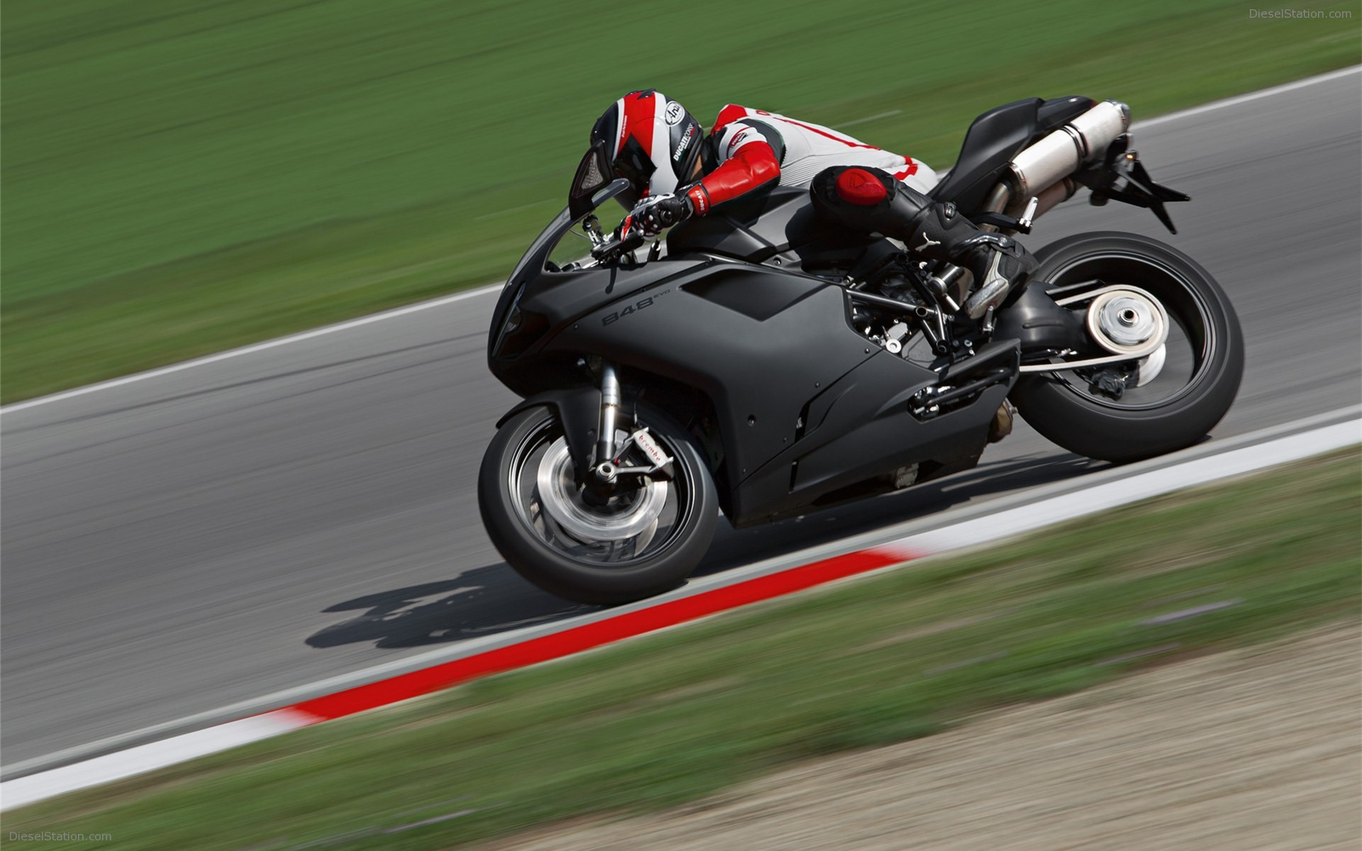 Ducati 848 EVO 2011