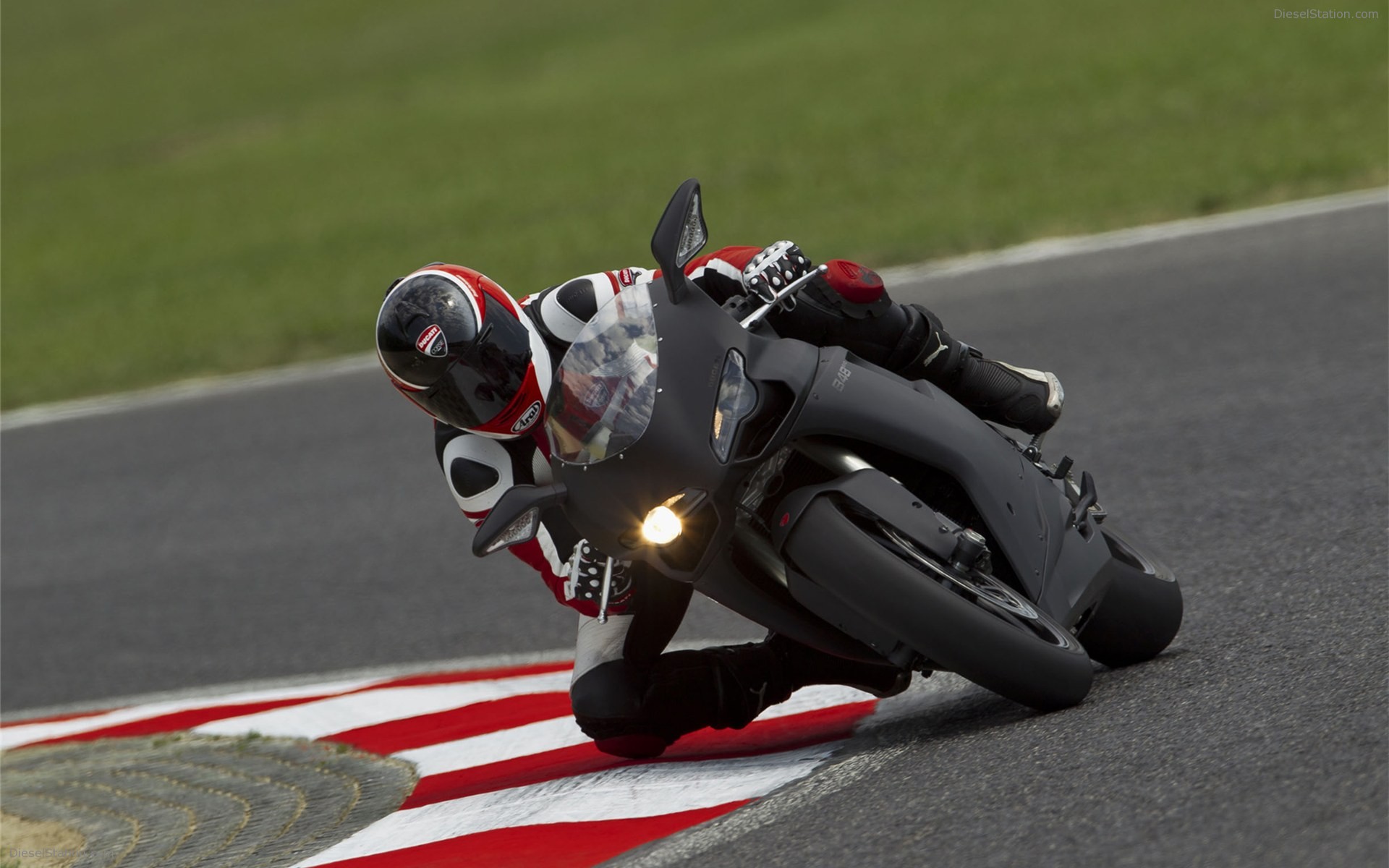 Ducati 848 EVO 2011