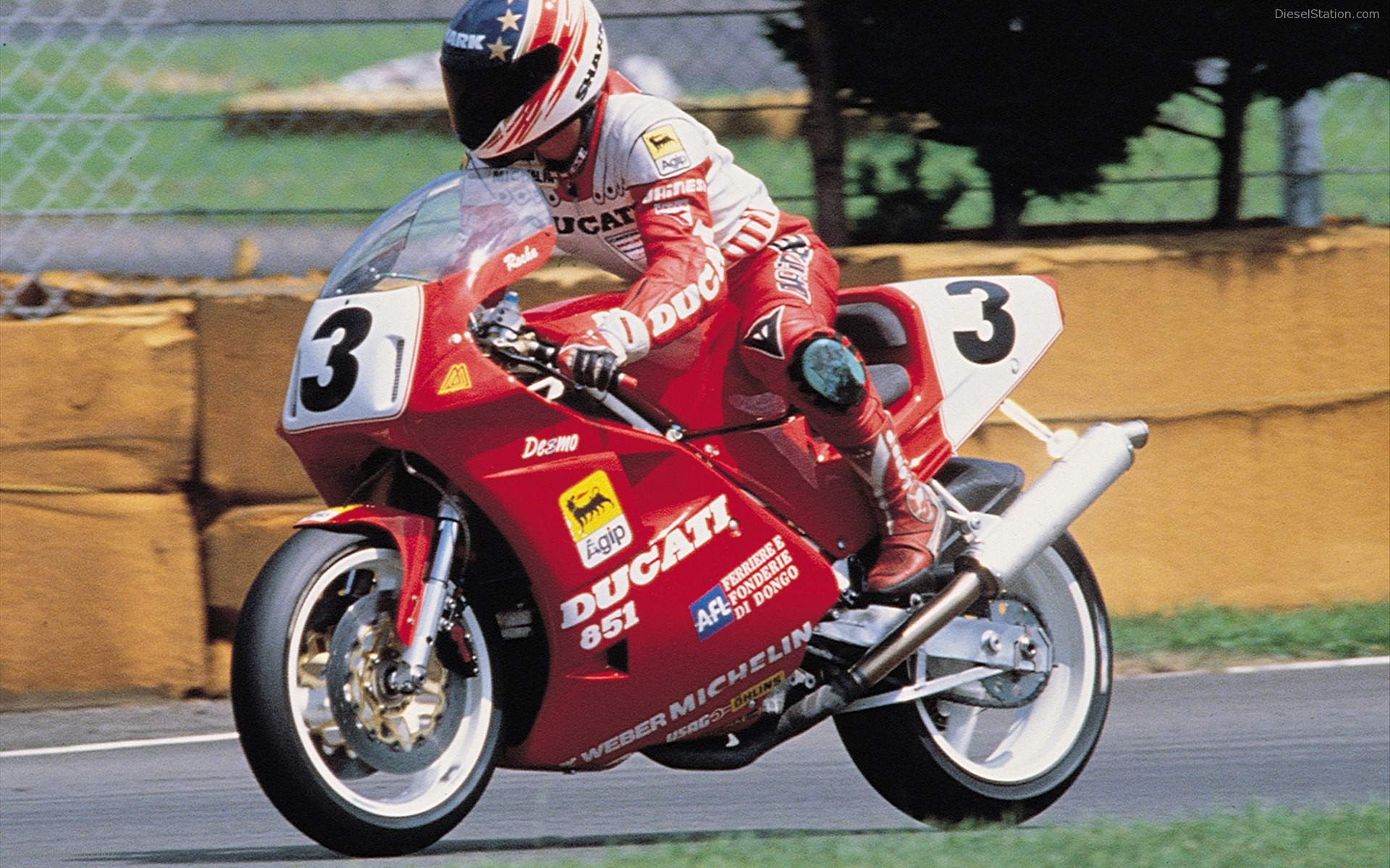 Ducati Carlos Checa scored his 9th victory of 2011 Ducati Carlos Checa scored his 9th victory of 2011