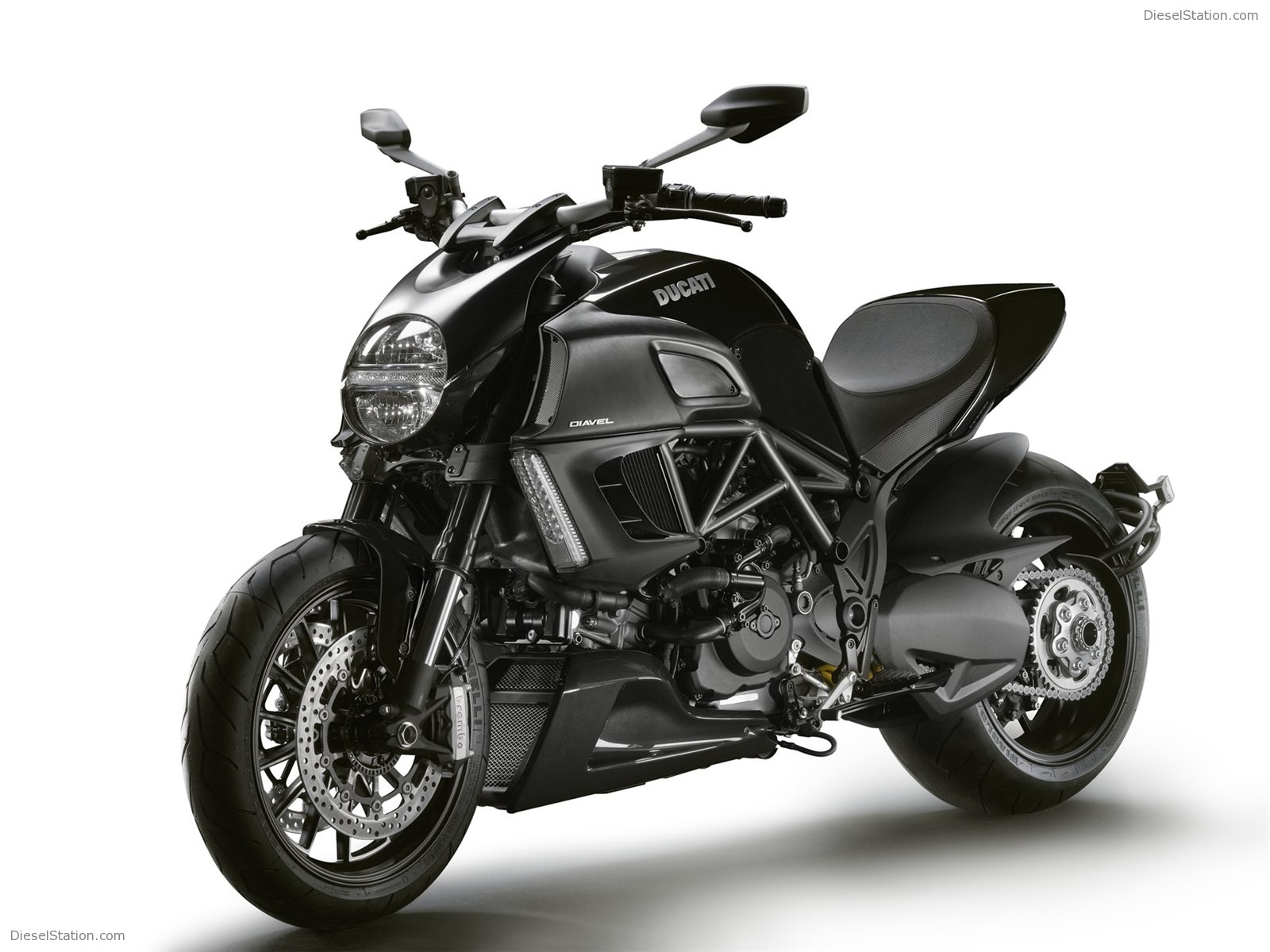 Ducati Diavel 2011