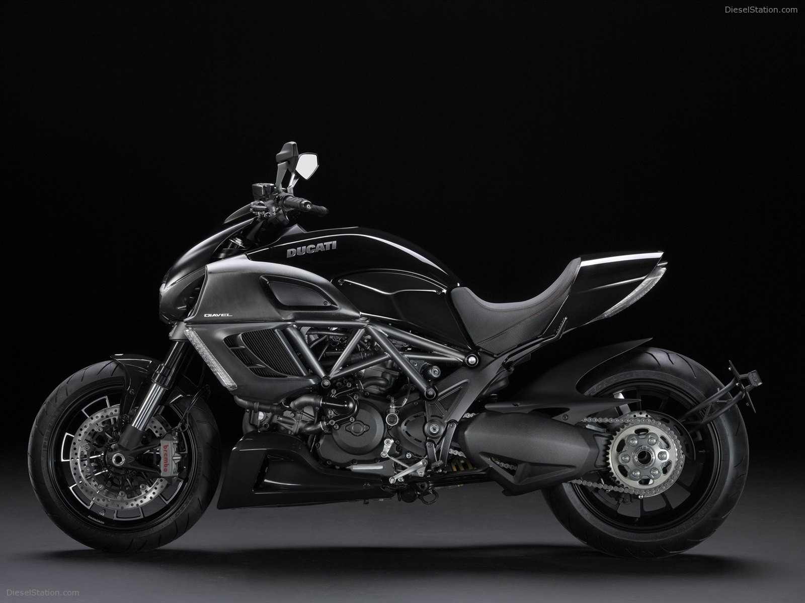 Ducati Diavel 2011