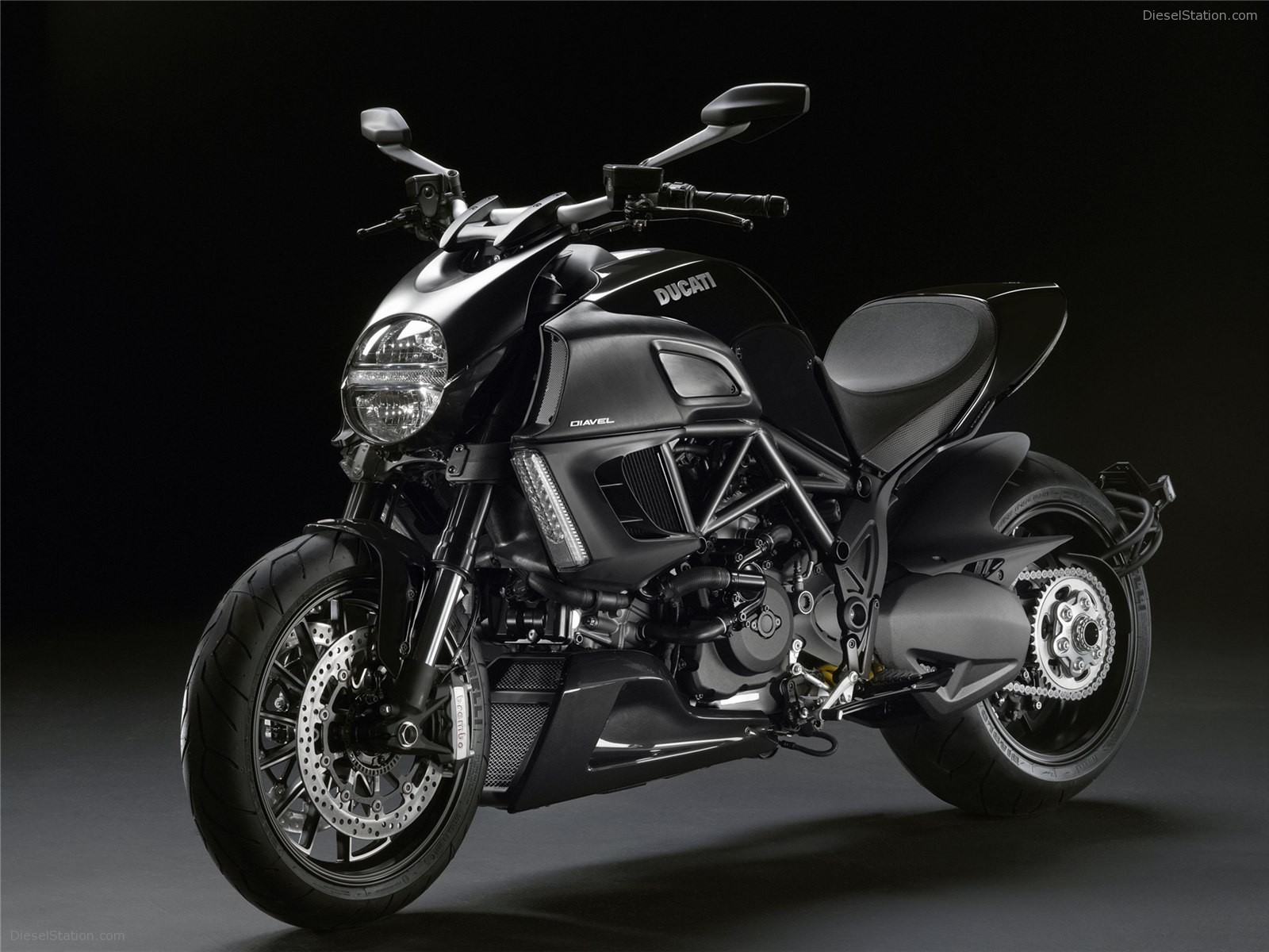 Ducati Diavel 2011