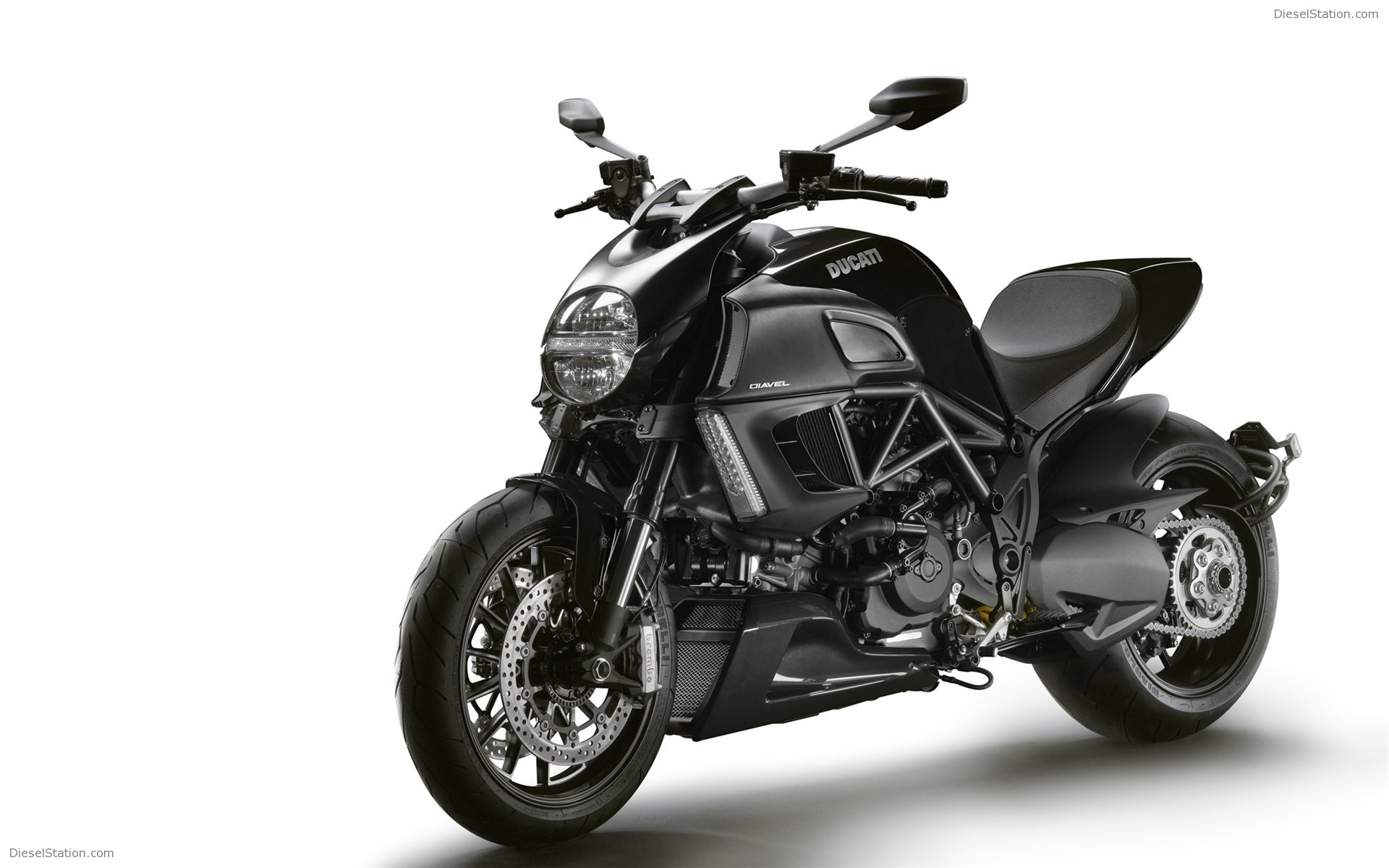 Ducati Diavel 2011