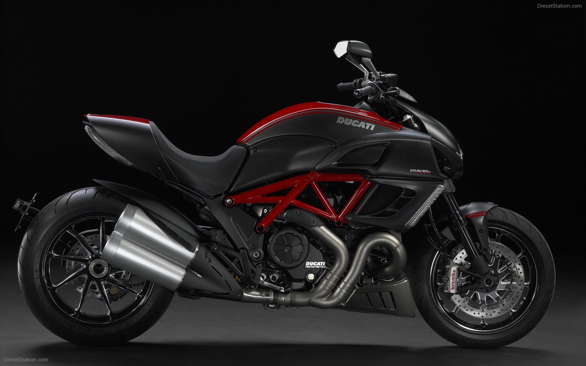 Ducati Diavel 2011