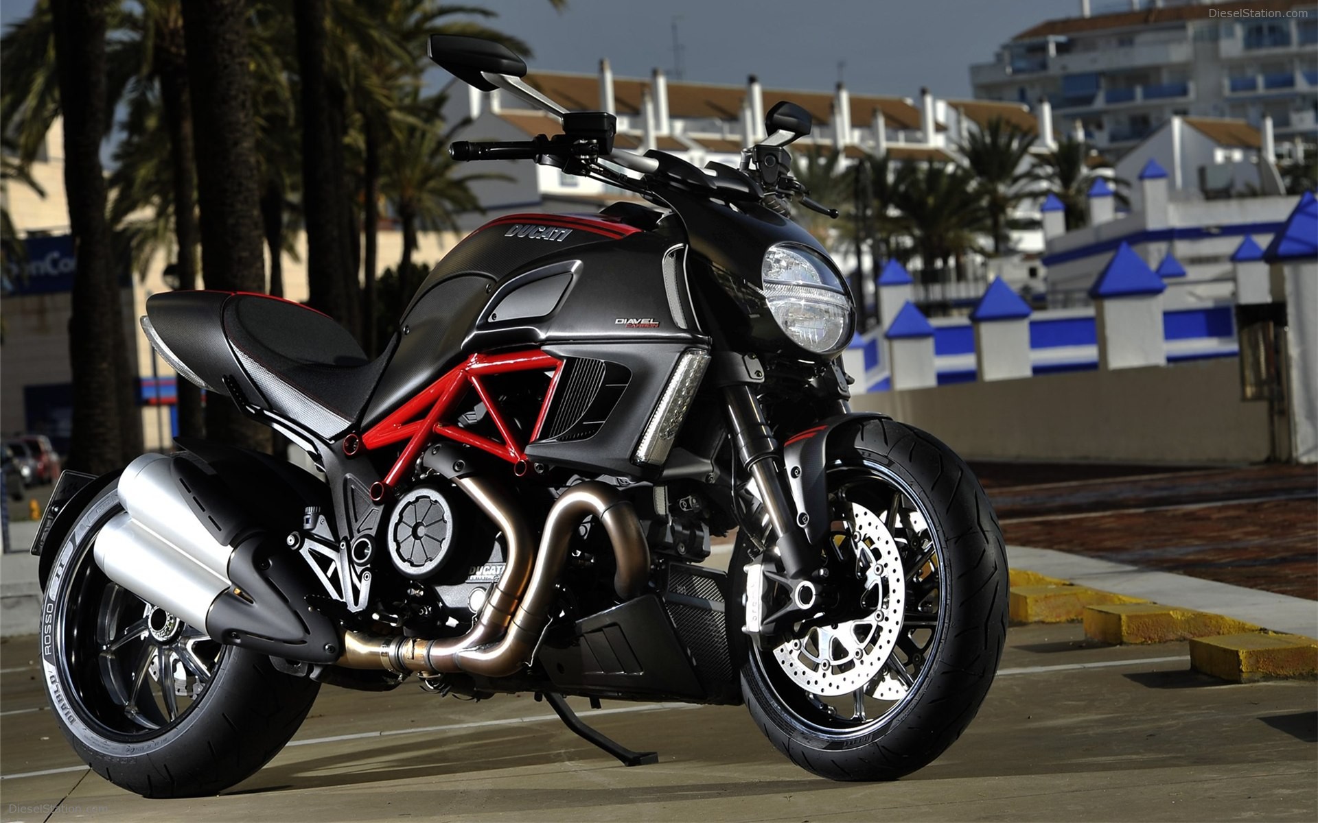 Ducati Diavel 2011