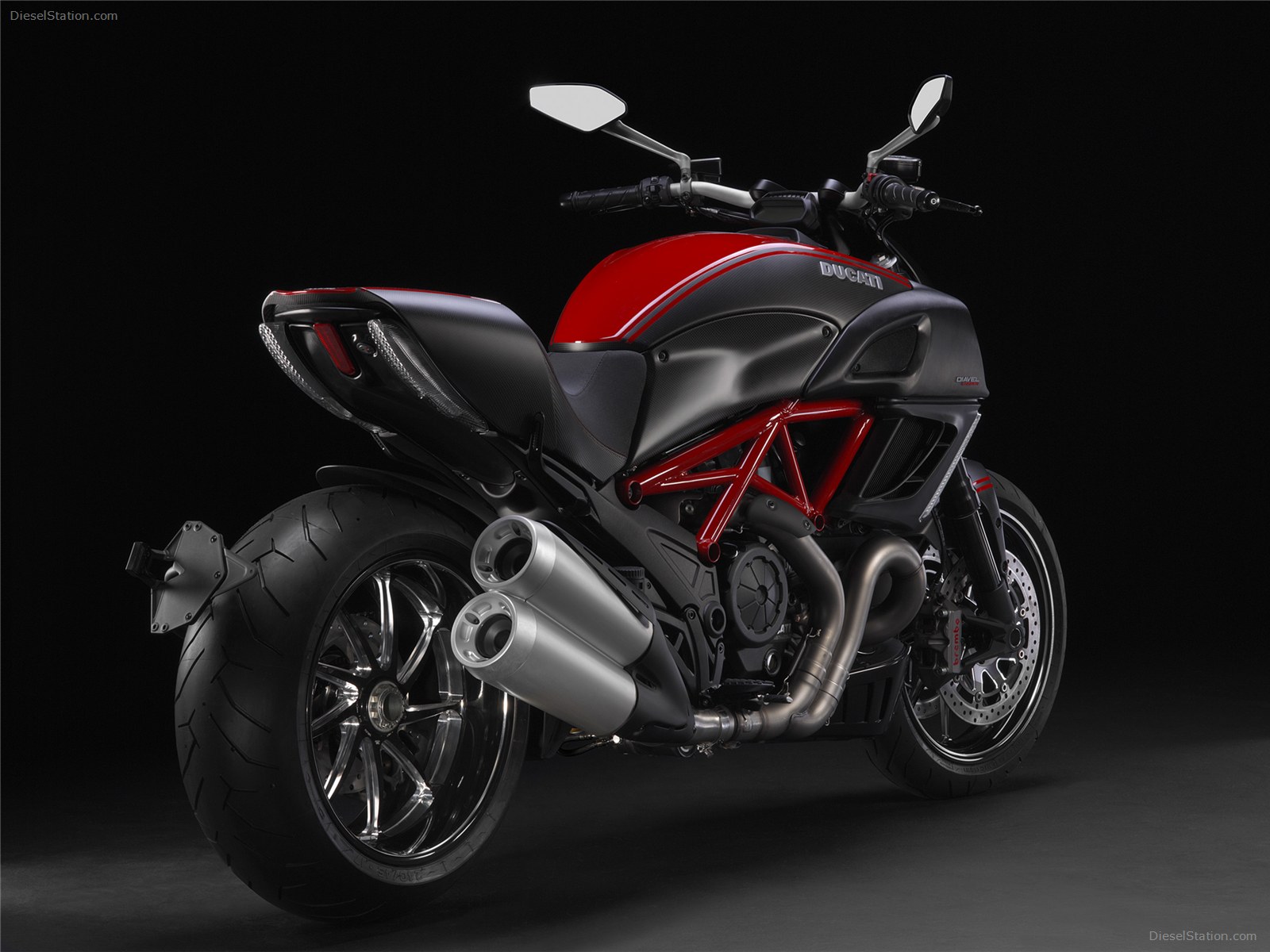 Ducati Diavel 2012