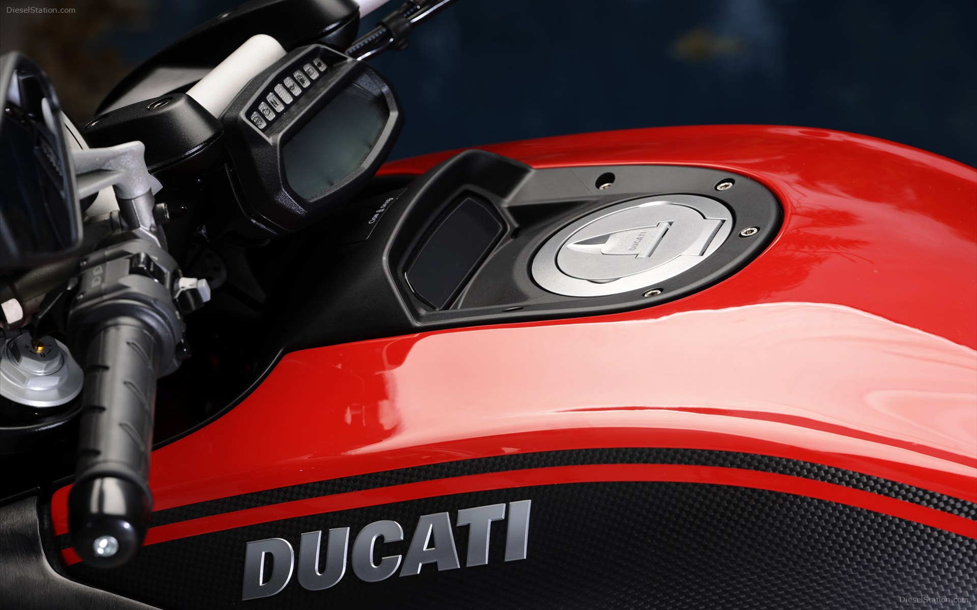 Ducati Diavel 2012