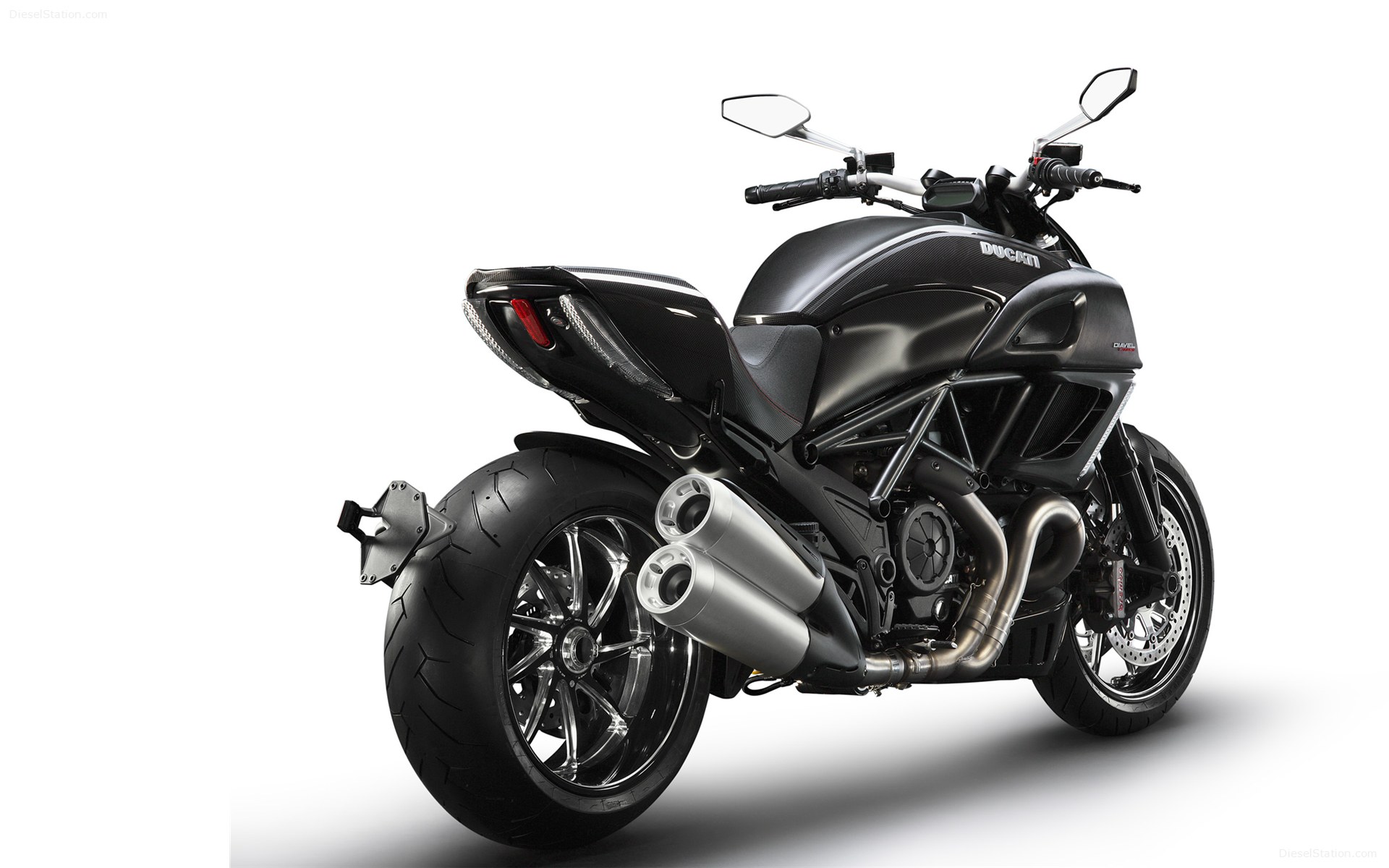 Ducati Diavel 2012