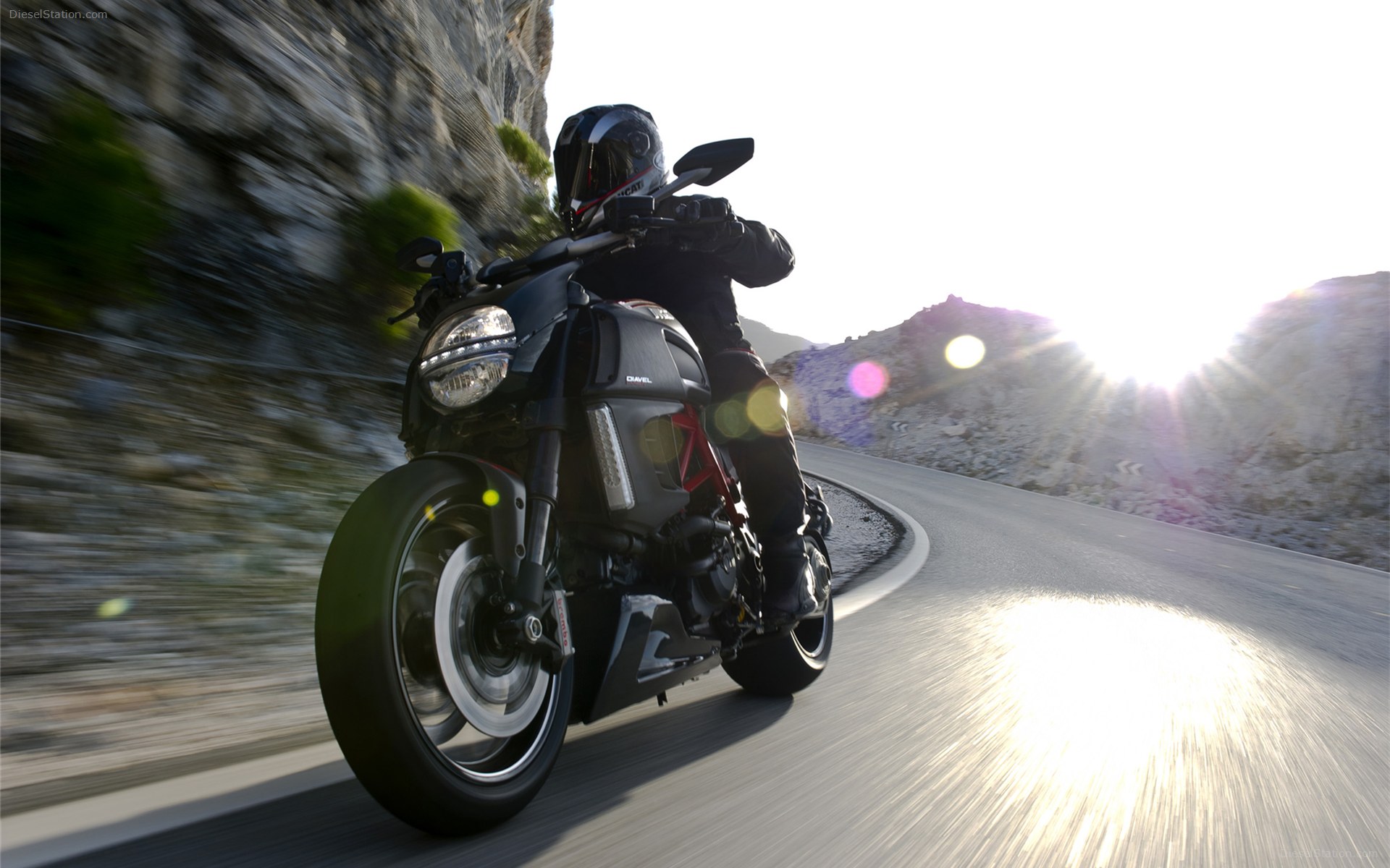 Ducati Diavel 2012