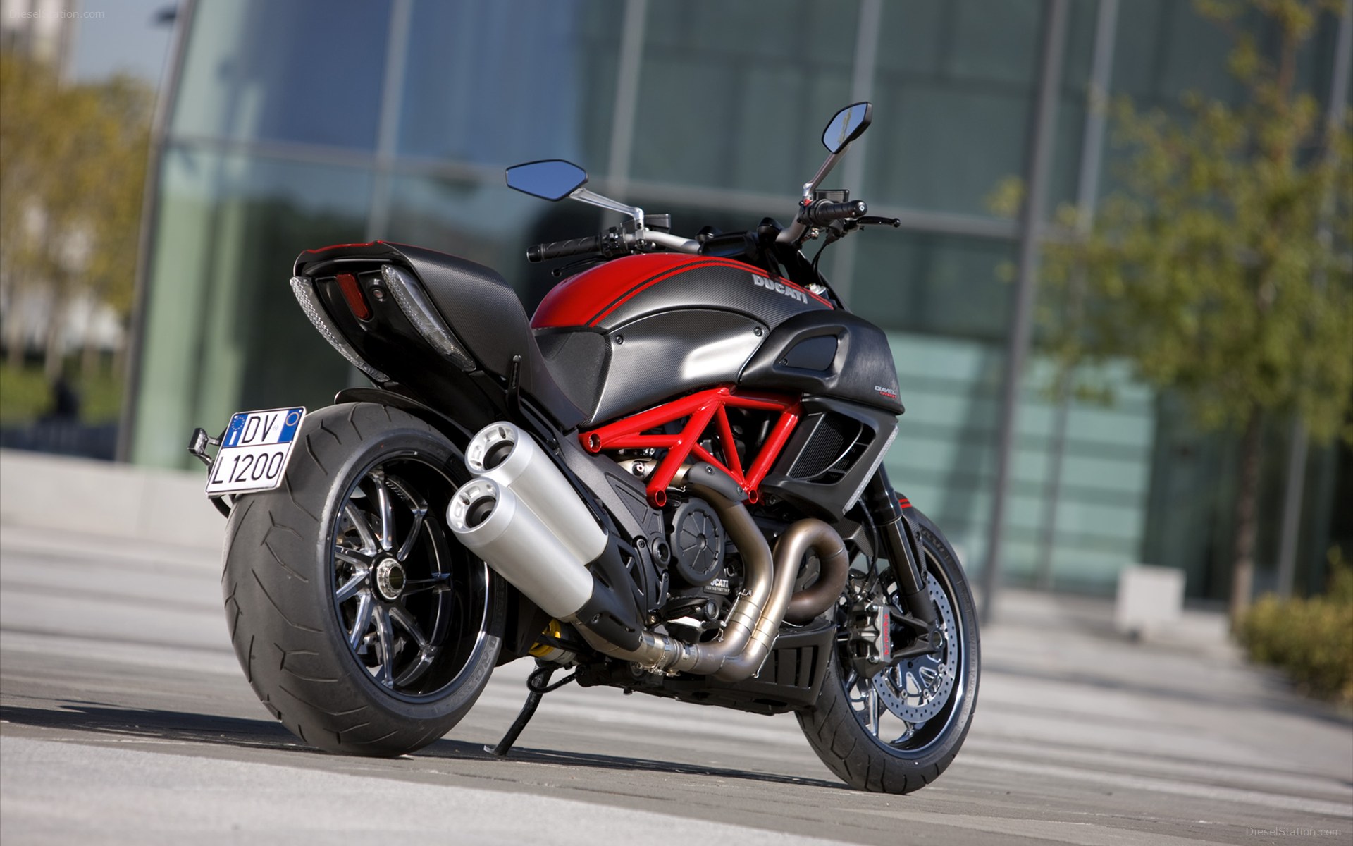 Ducati Diavel 2012