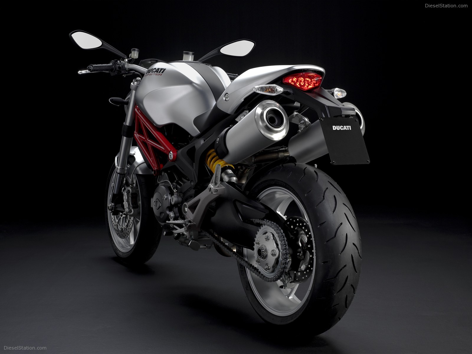 Ducati Monster 1100