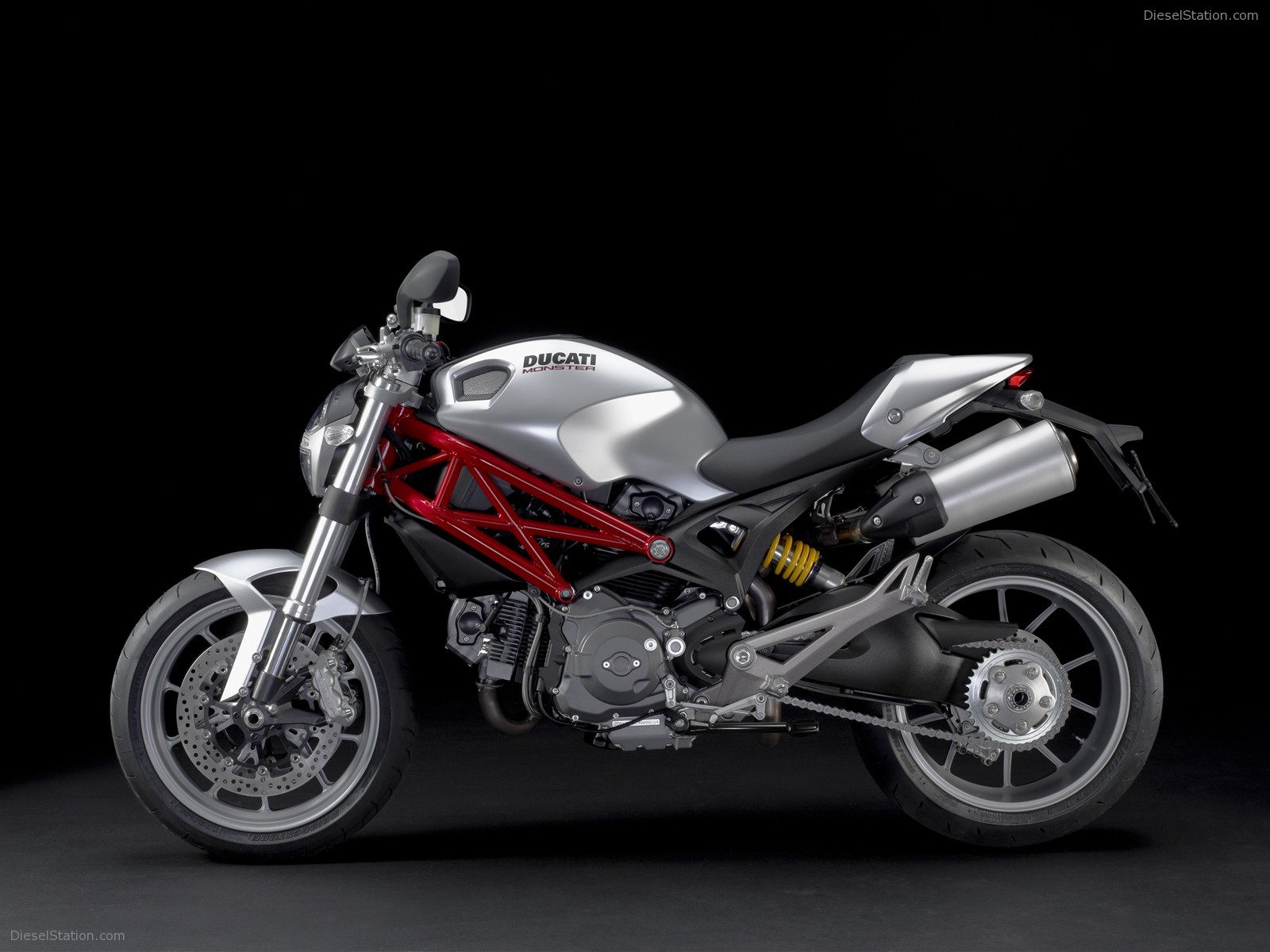 Ducati Monster 1100