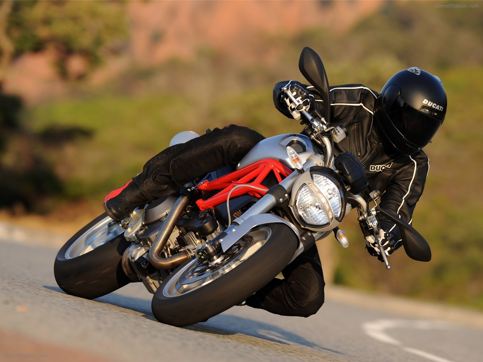 Ducati Monster 1100